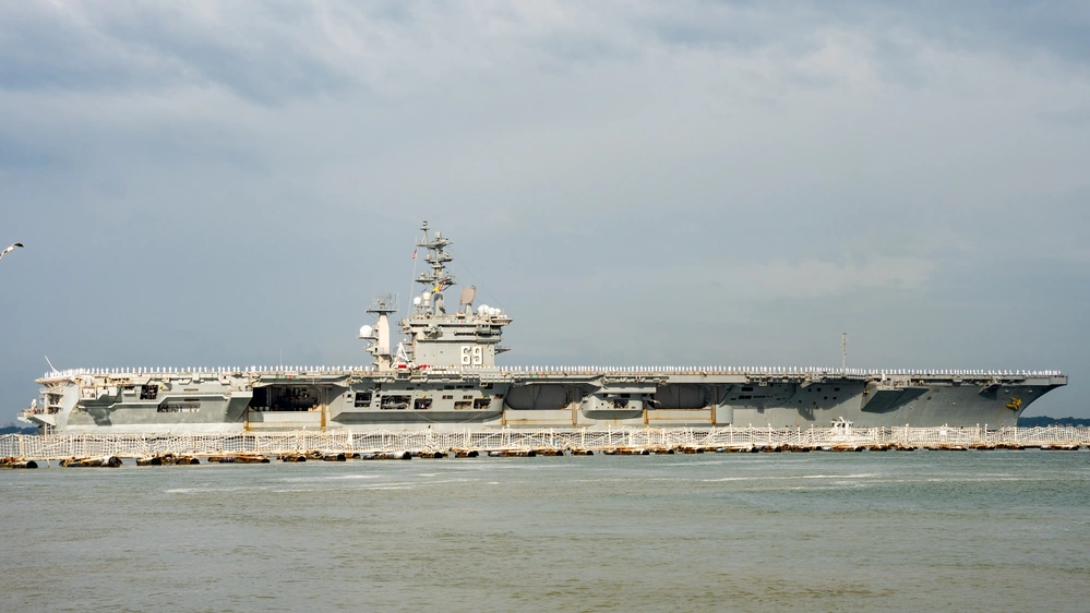 USS Eisenhower departs from Naval Station Norfolk and heads to the Eastern Mediterranean (picture: US Department of Defense).