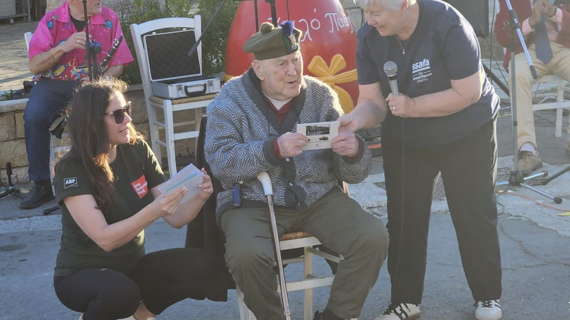 Harold told guests at the party he "always looked forward to the next challenge"