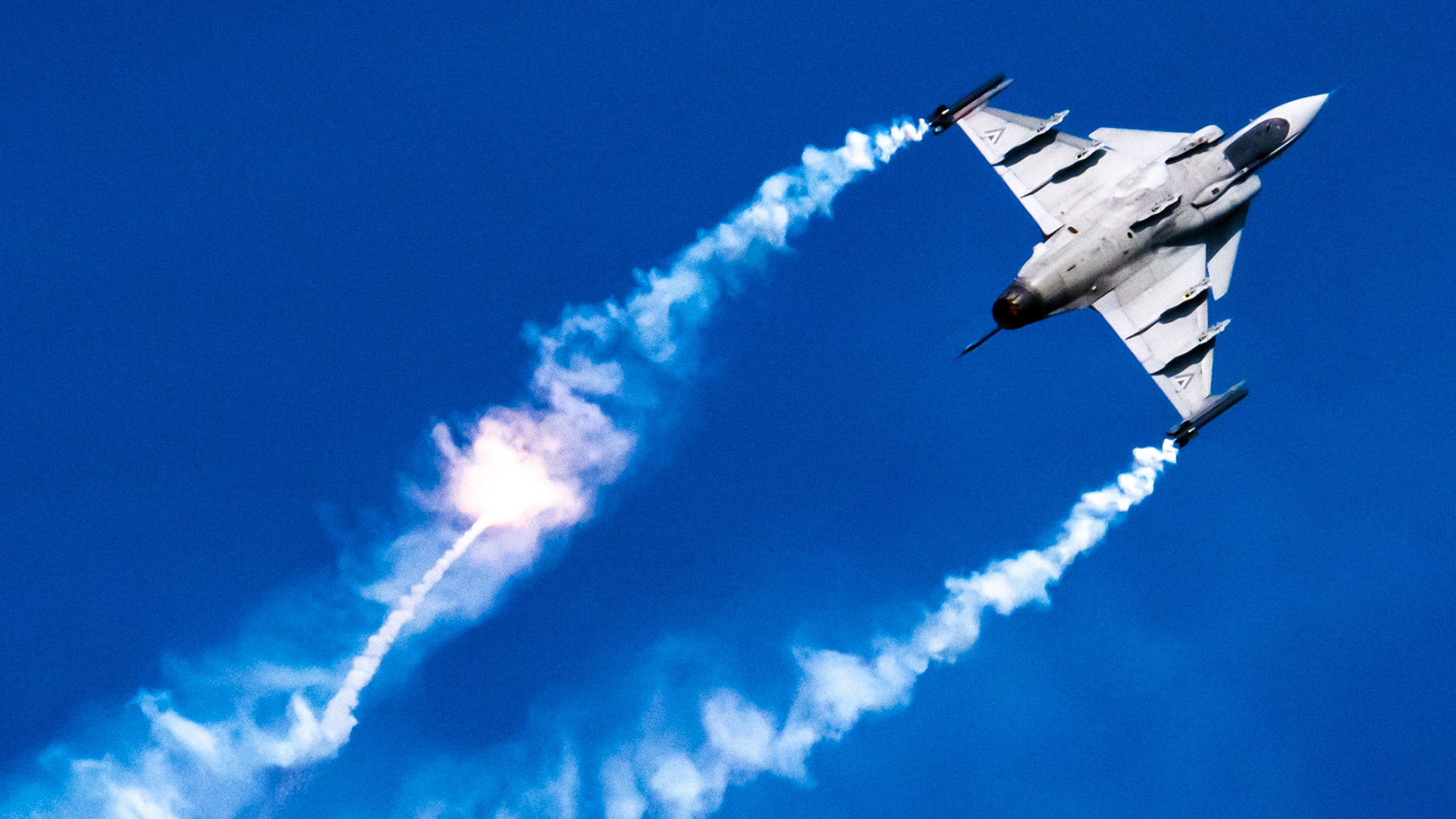 The Gripen has been a popular choice for six air forces, this Hungarian example deploying a flare