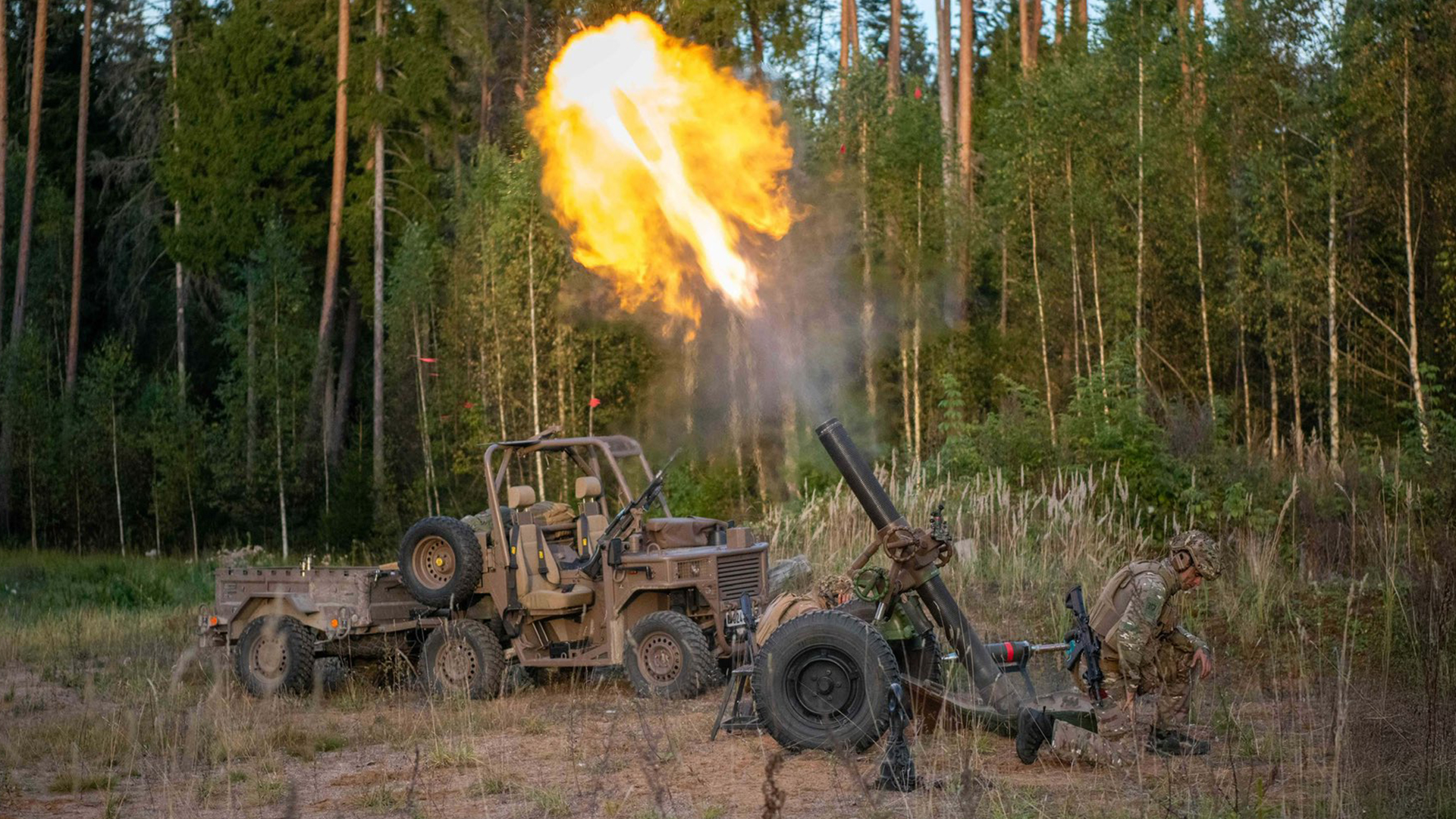 The 120mm MO-120 RT has been in use with the French army since the 1960s and offers heavy firepower in a towed or airmobile package