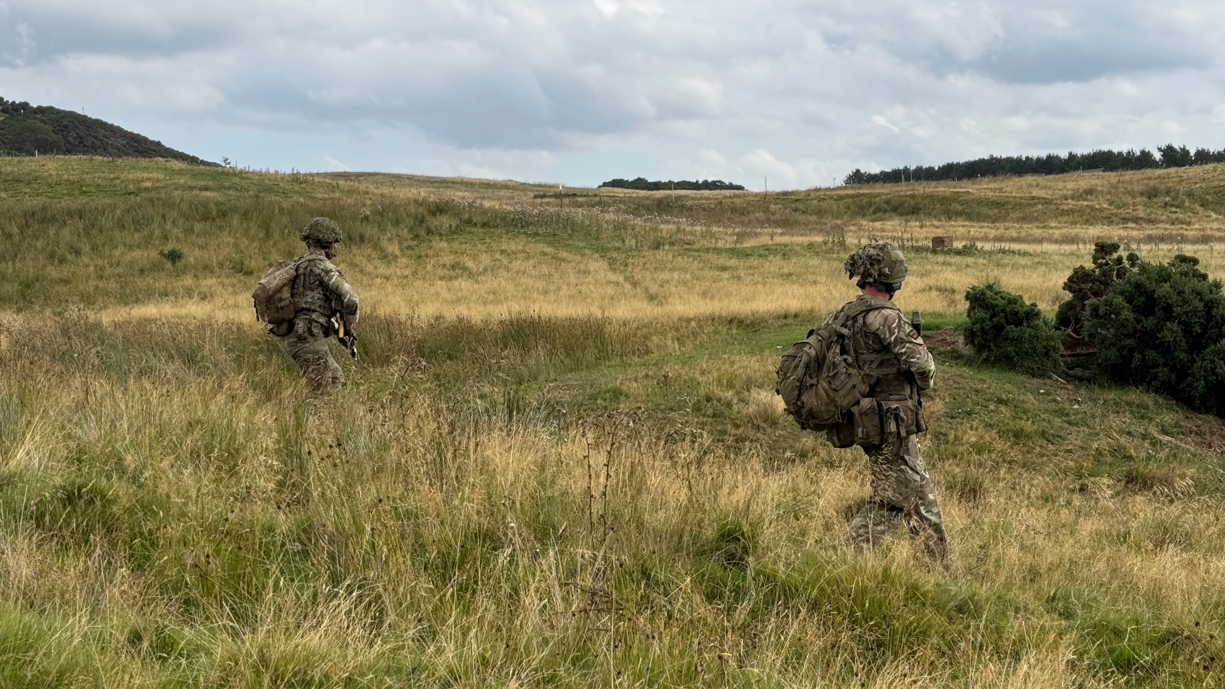 Soldiers from 3 Rifles taking part in the Chosen Man competition