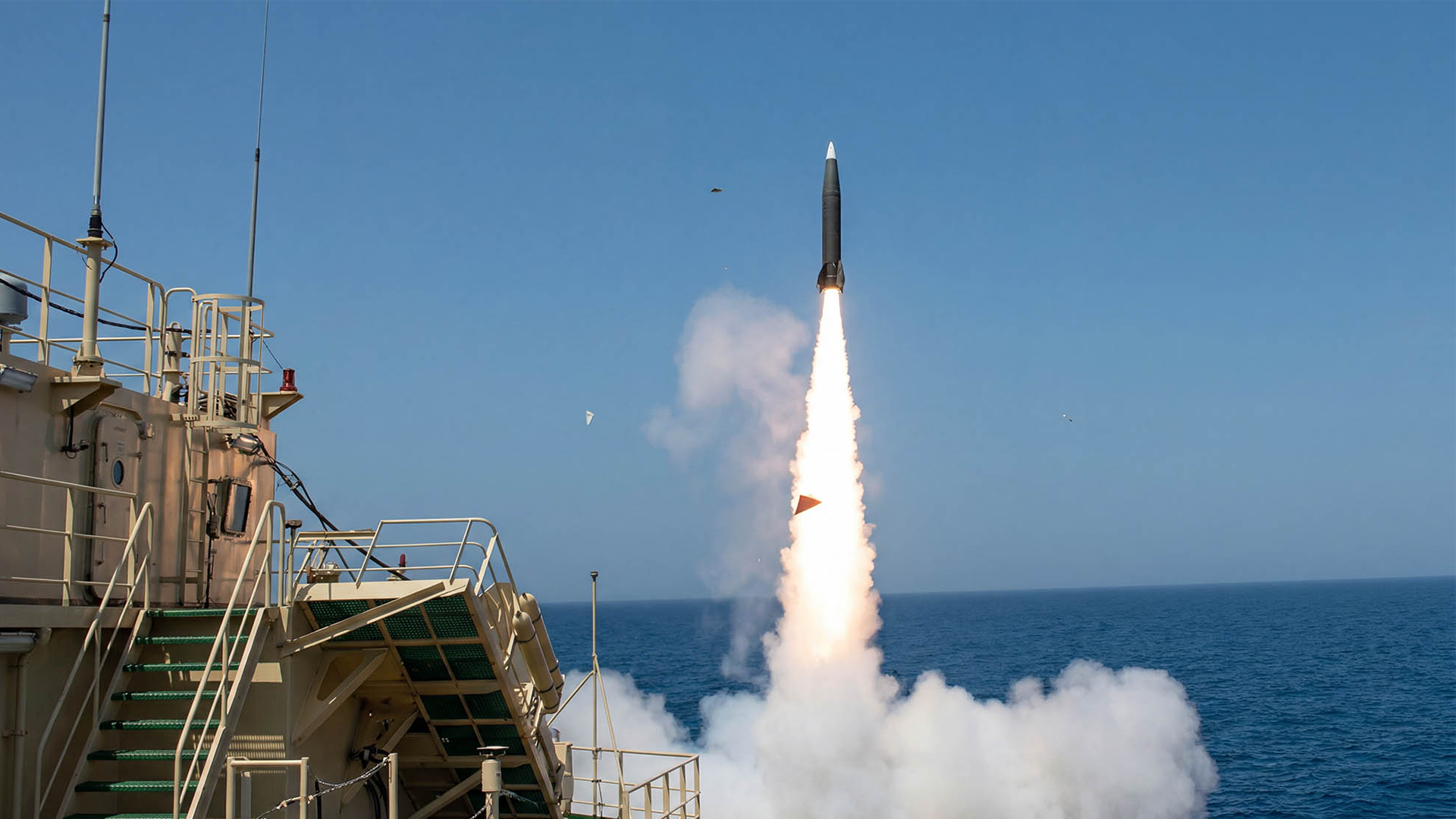 Naval Lora launched at 90 degrees from ship