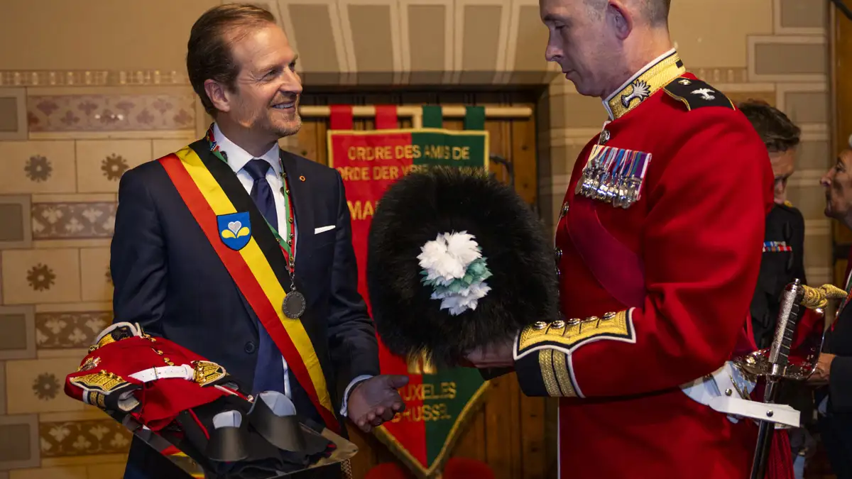 04092025 Welsh Guards present new Uniform for Brussels’ “Little Pissing Man” on Liberation Day 4 CREDIT MOD