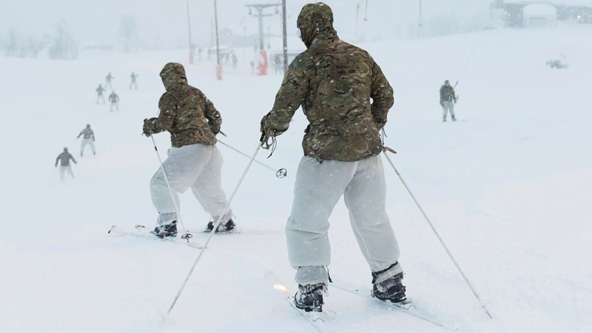 The Cold Weather Warfare course begins with learning the fundamentals of Nordic skiing