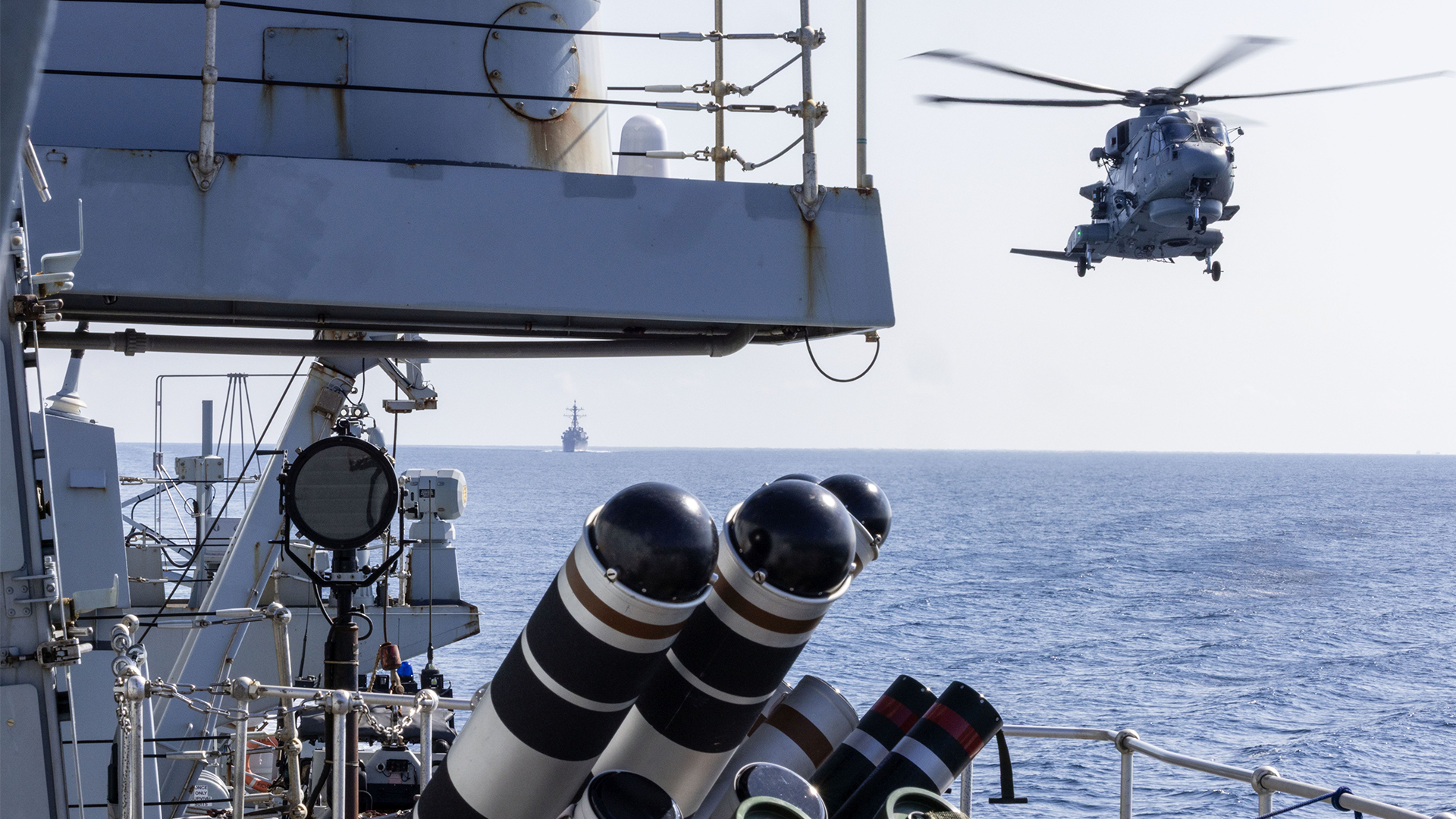 USS Higgins crossing the Taiwan Strait in 2025