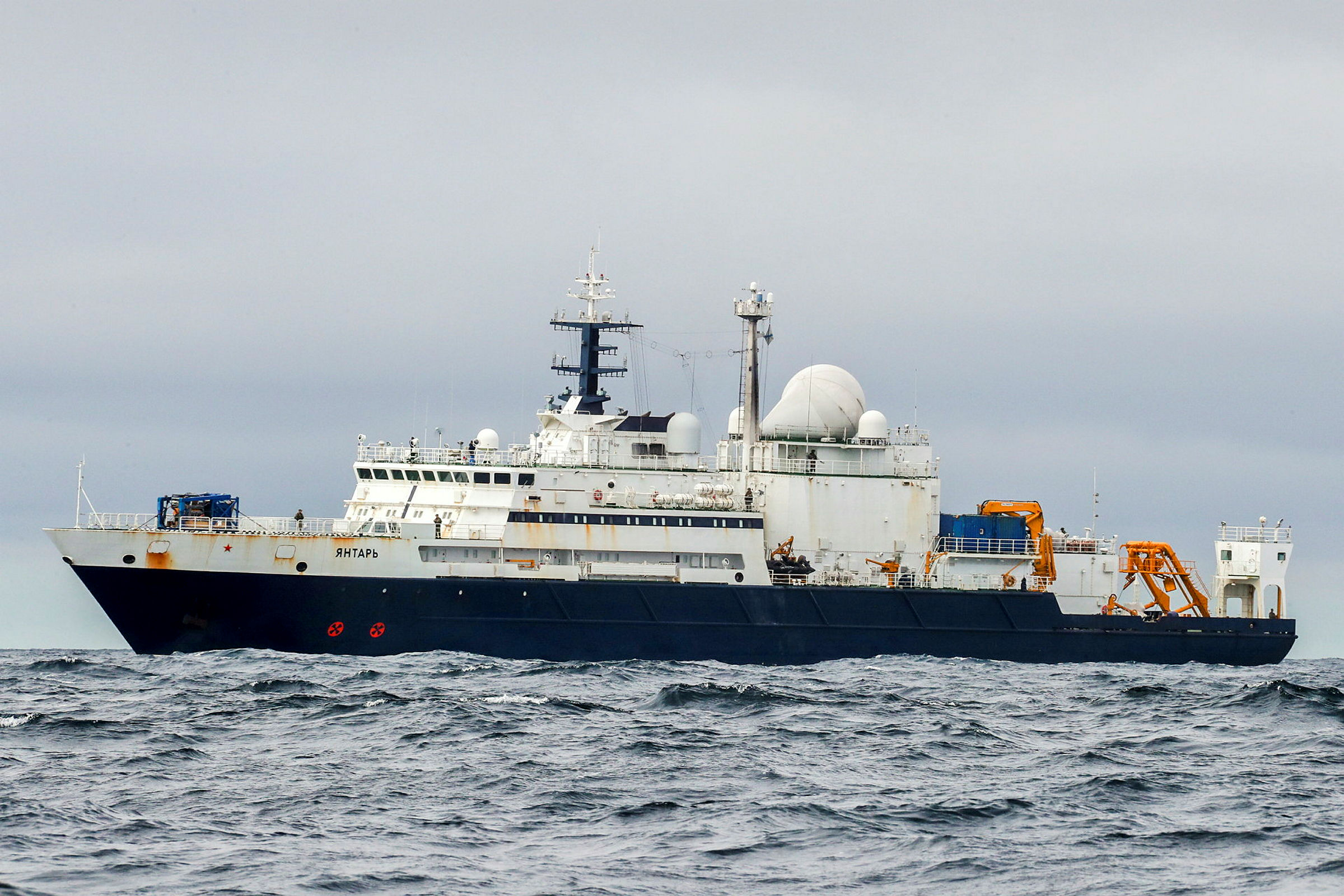 07102025 Russian Ship Yantar transiting through English Channel