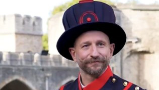YW Fox said that he felt "absolutely awesome" since changing his maroon beret for a Tudor bonnet (Picture: Historic Royal Palaces)