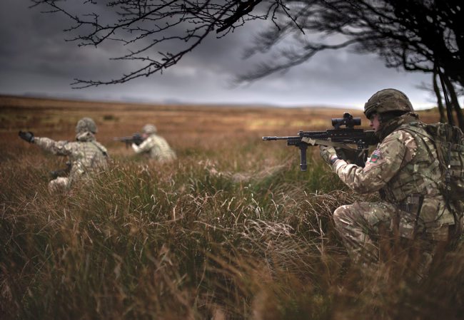 1 RIFLES on exercise in Sennybridge