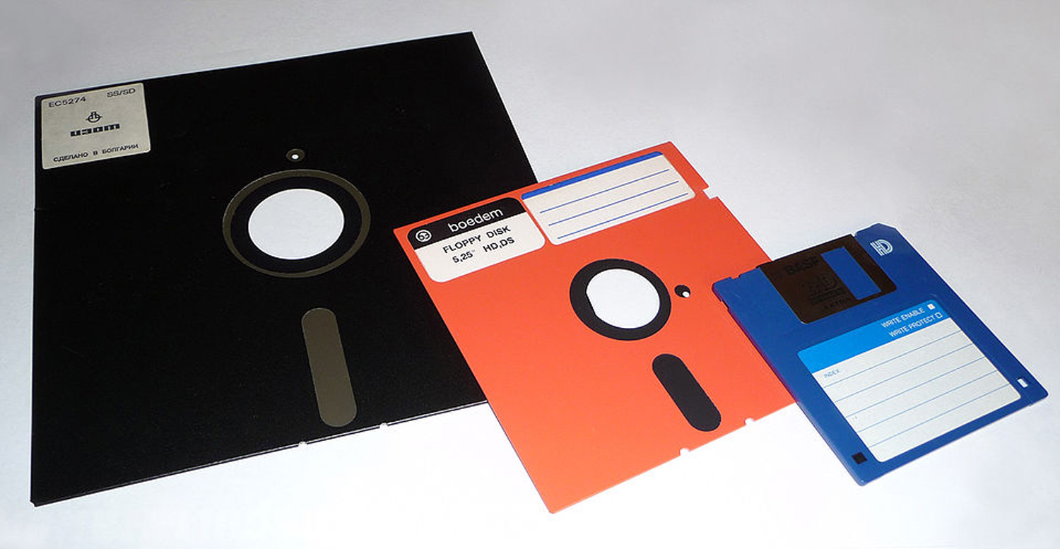 Floppy Disks As Used By US Nuclear Missile Systems Floppy Disks As Used By US Nuclear Missile Systems