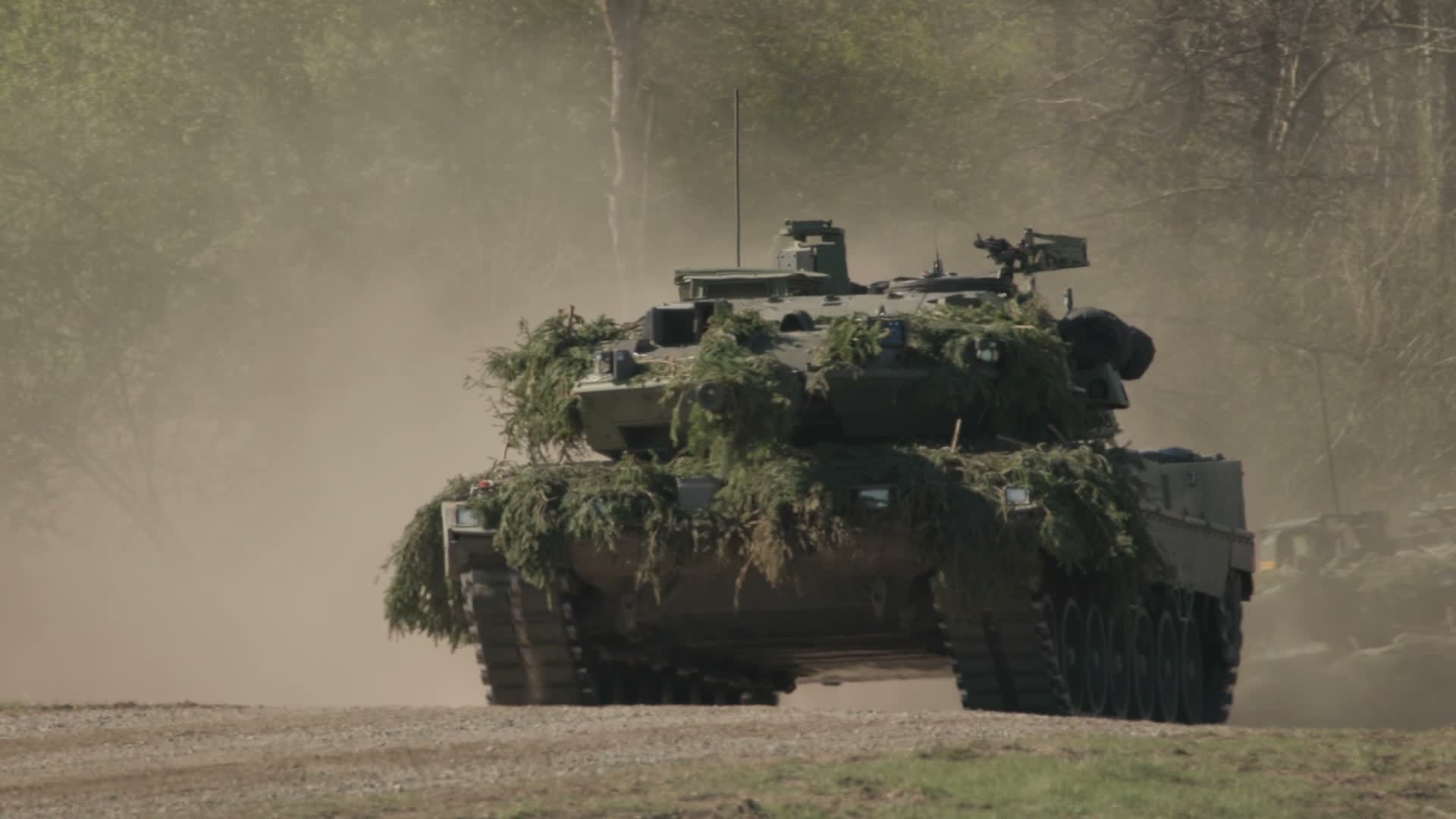 110526 Ex Aurora 26 Tank CREDIT Nato TV