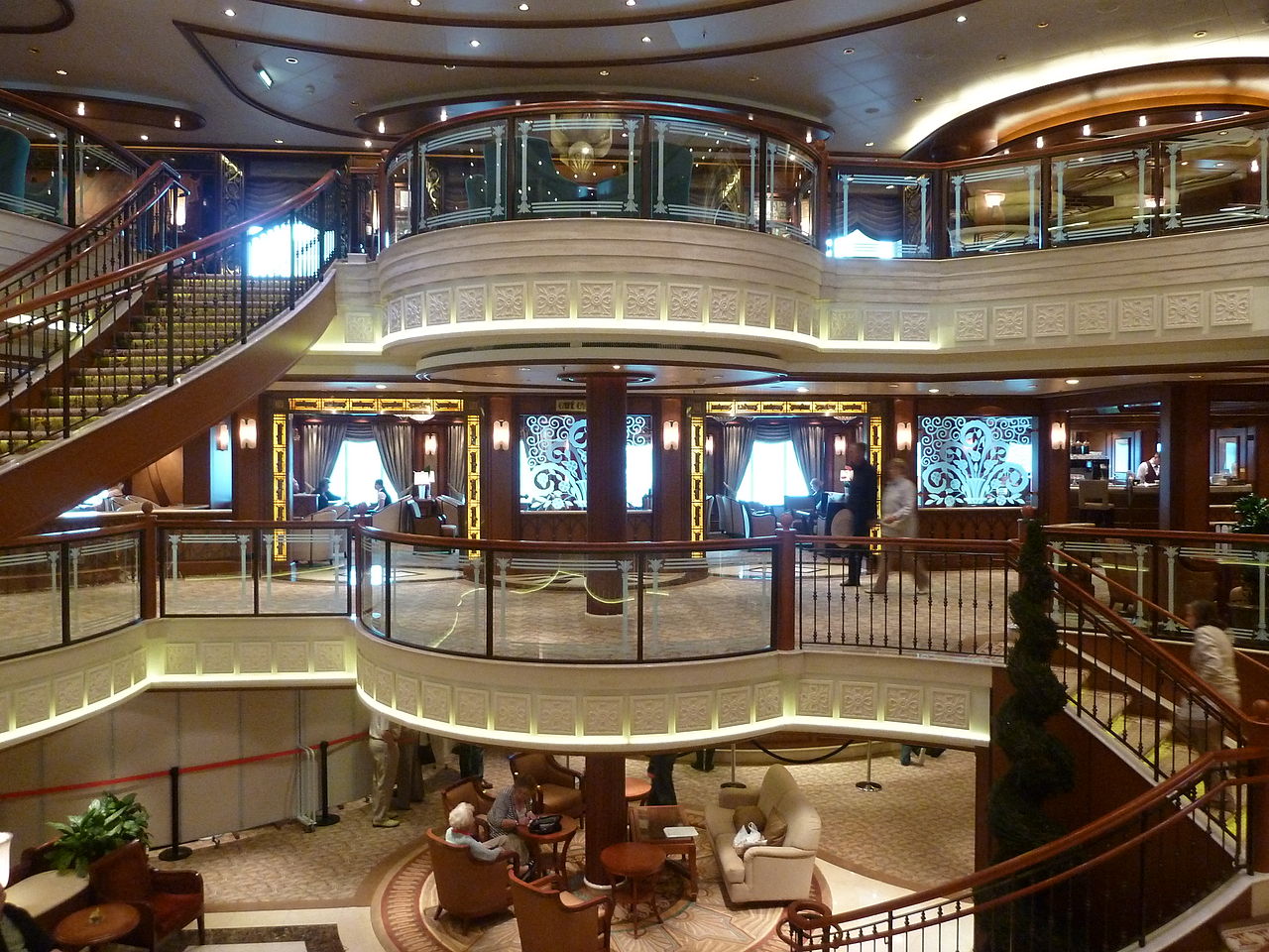 QE2