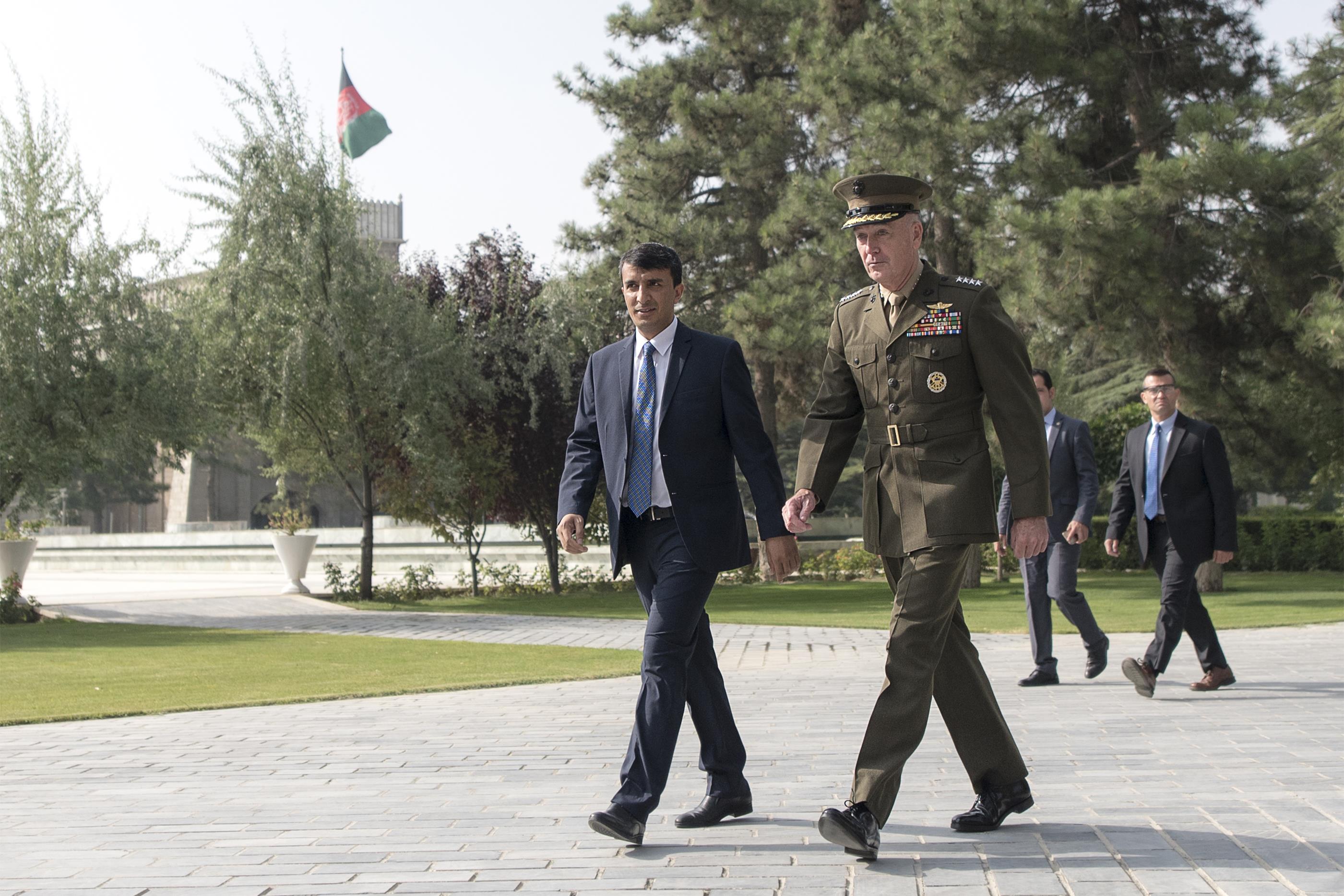 Former Army Chief of Staff Qadam Shah Shahim (left)