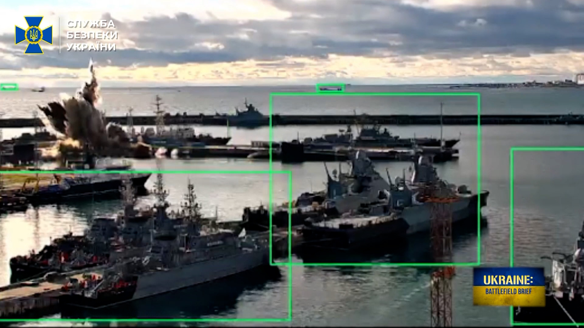 This image allegedly shows Russian submarine Varshavyanka being attacked by a Ukrainian Sub Sea Baby drone