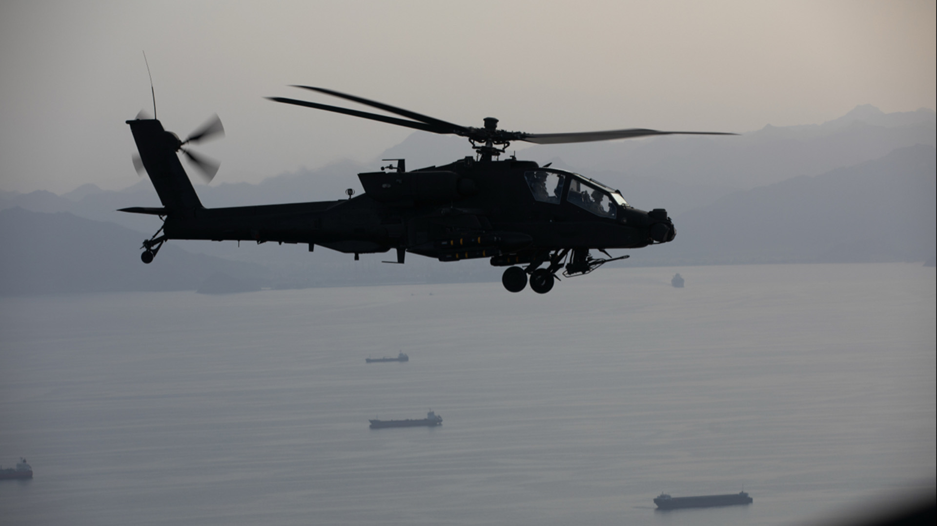 US Apaches over Strait of Hormuz