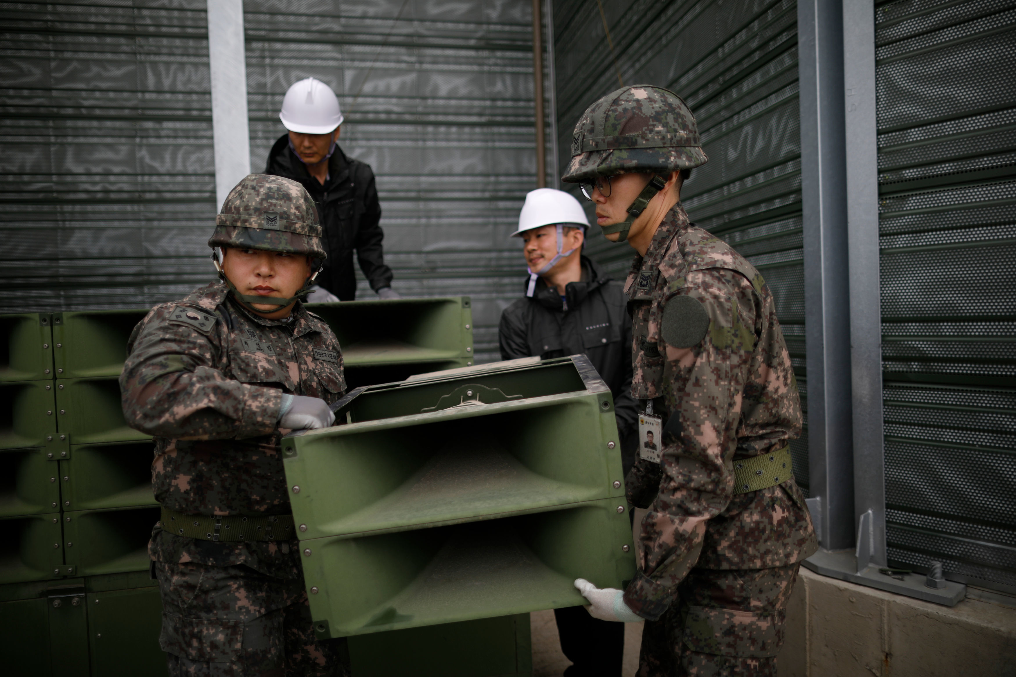 South Korean soldiers DMZ (Pool)