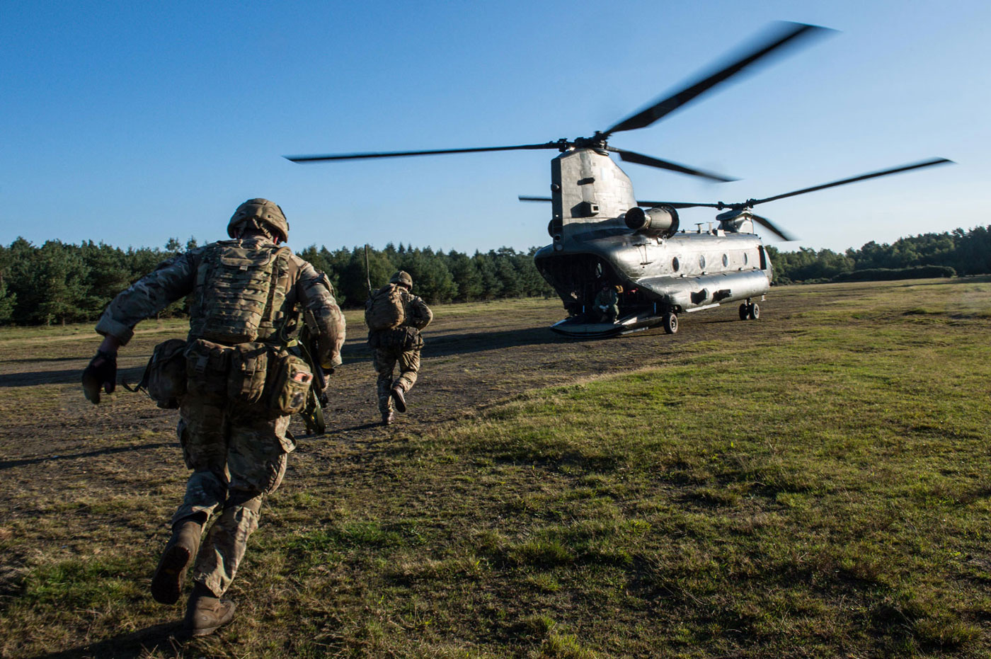 Paras Put To The Test In No-Notice Exercise Paras Put To The Test In No-Notice Exercise