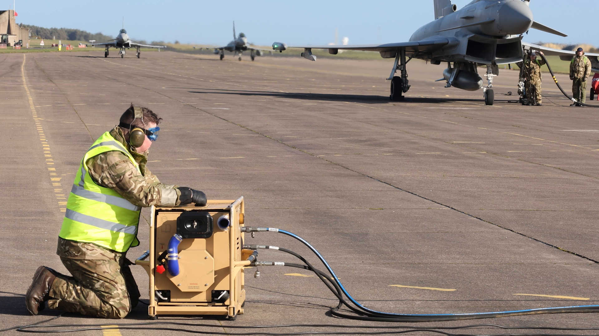 Fuel transfer on Ex Agile Warriot