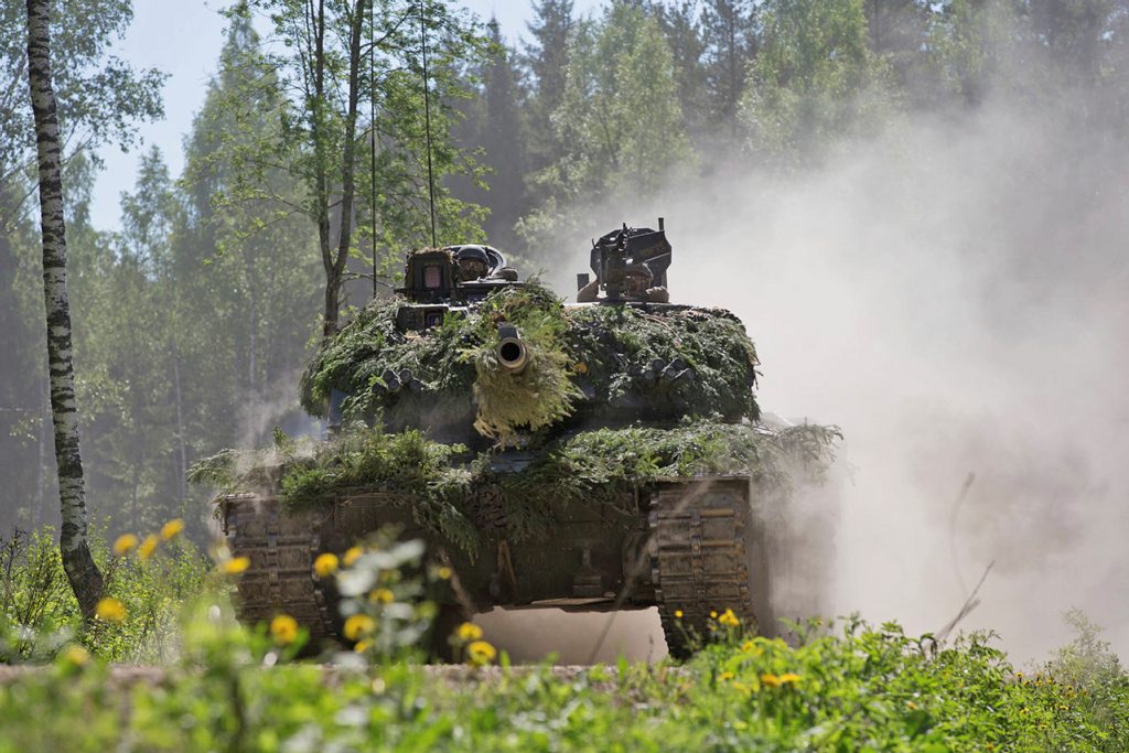 Challenger 2: The Ultimate Tank