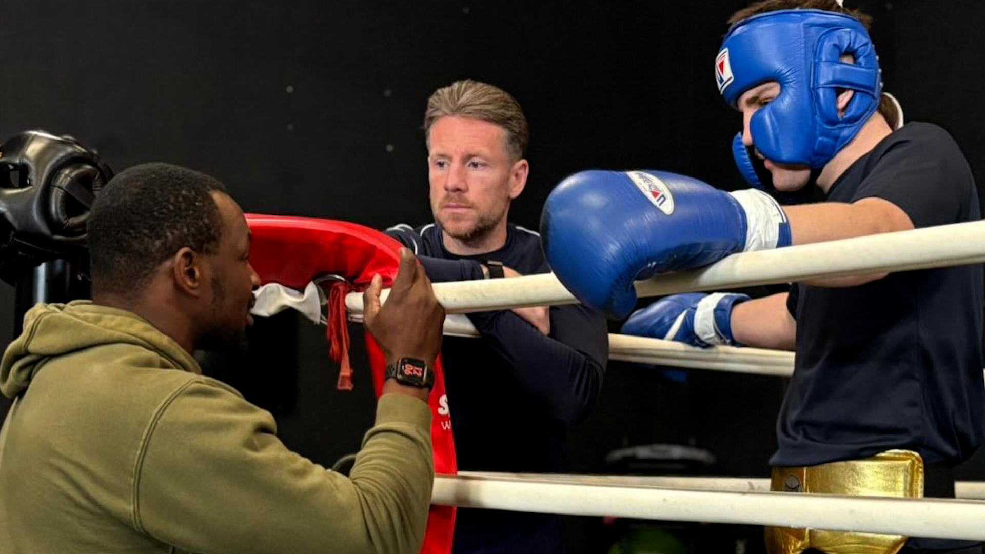 21012026 Dillian Whyte speaking to Navy boxers in the Algarve Credit Royal Navy Boxing.jpg 