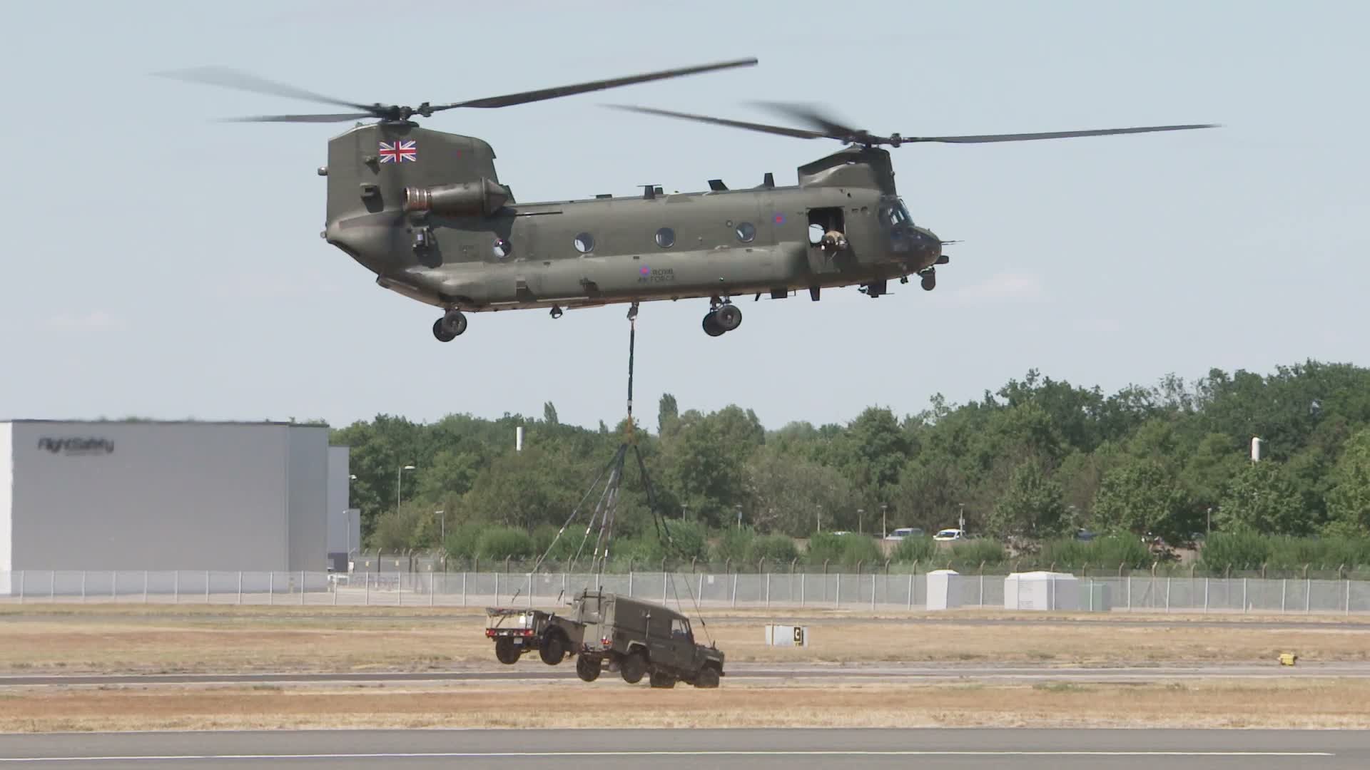The Chinook put its heavy-lift capability on full display during the event (Picture: BFBS)