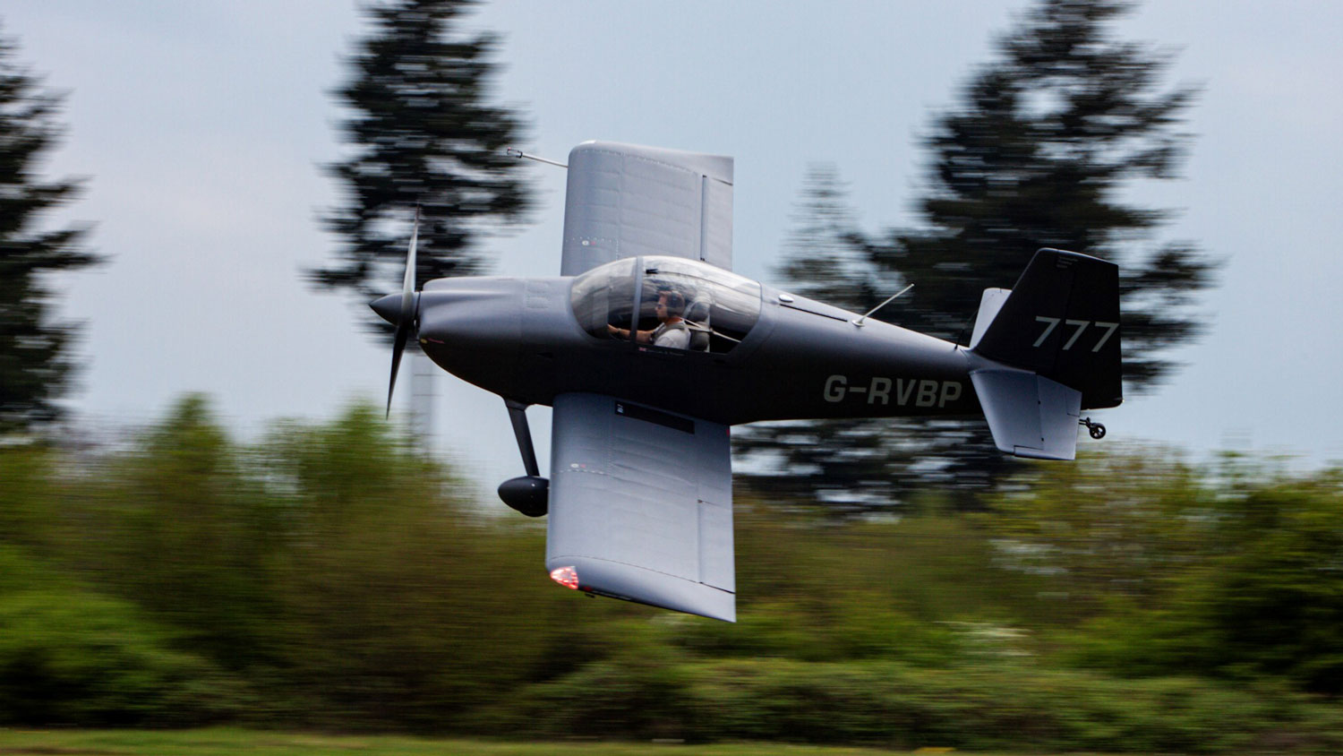 241025 Sqn Ldr Ben Polwin pictured flying over Popham during race training at beginning of season CREDIT Adam Geere