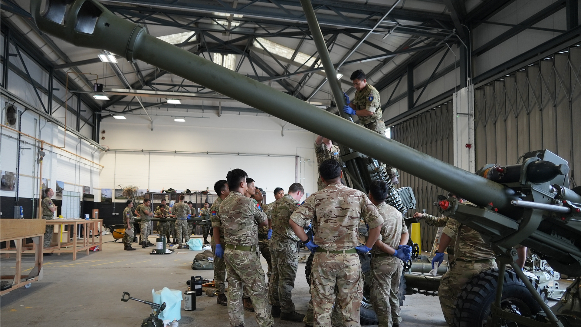 The new gunners from the KGA have to take on board a lot of information to operate a weapon like the L118