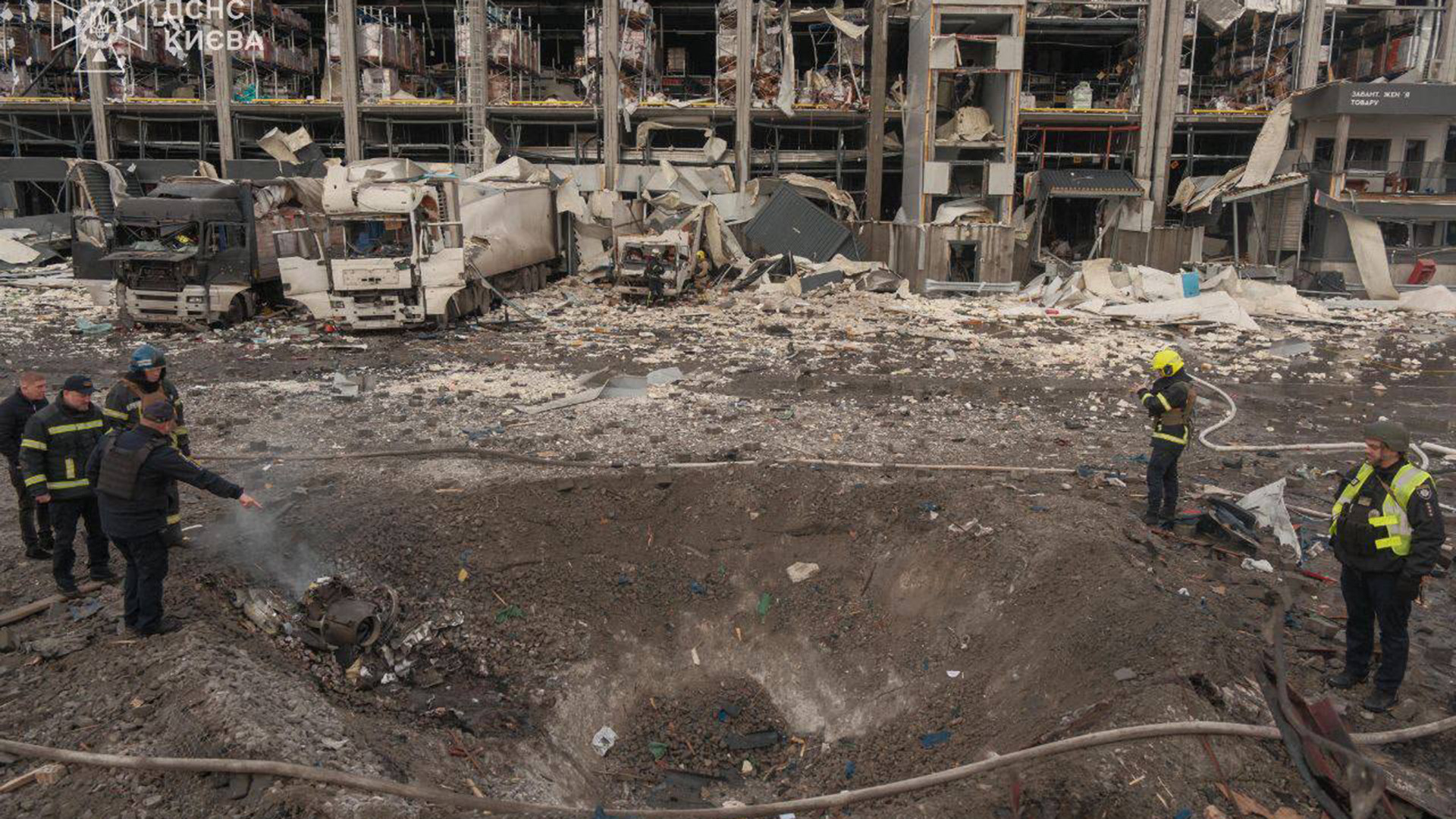 Moscow fired 22 missiles and 460 drones at Ukraine last night, leaving six people dead