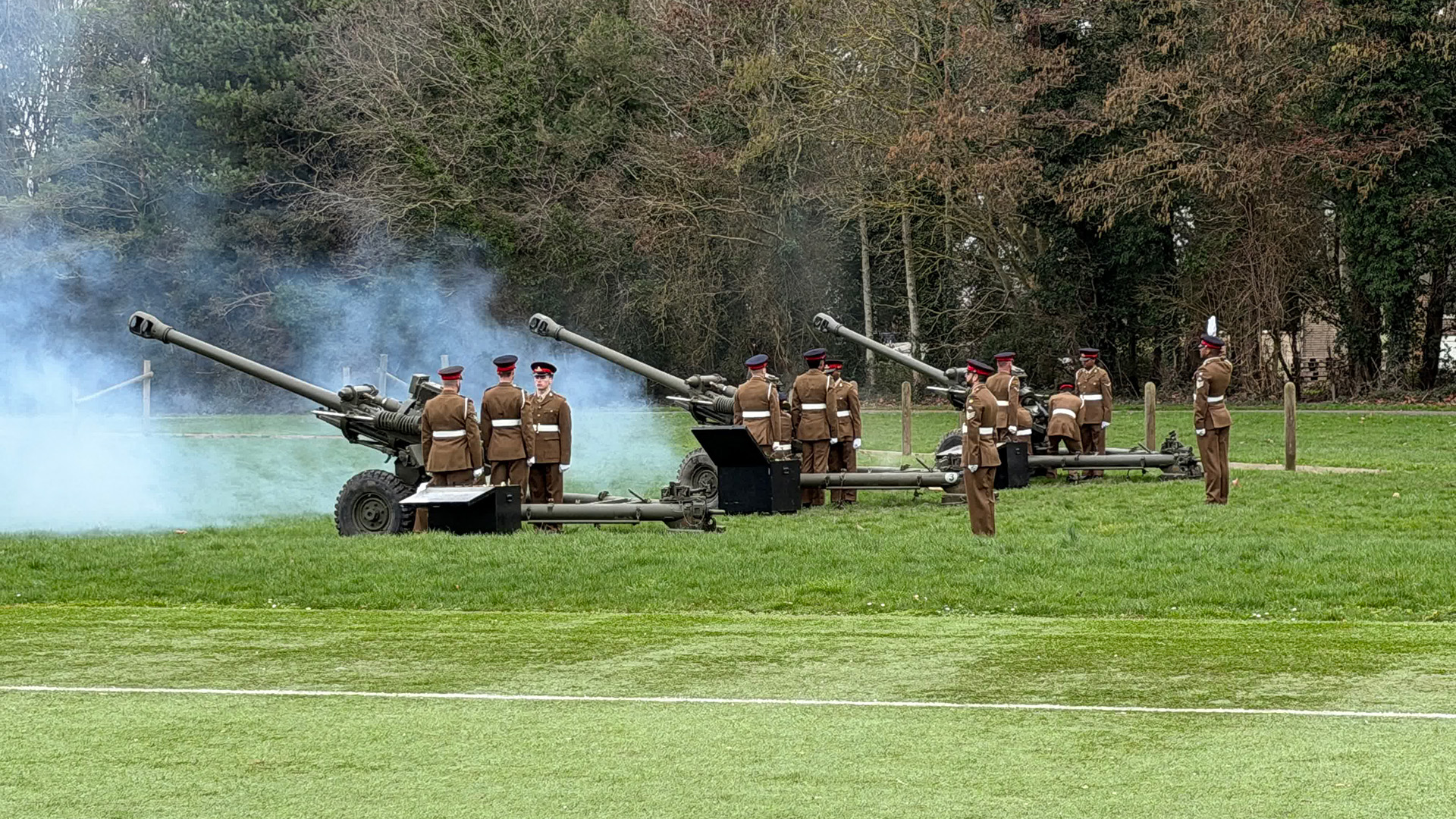 The King was greeted by a 21-gun salute by the 1st Regiment Royal Horse Artillery