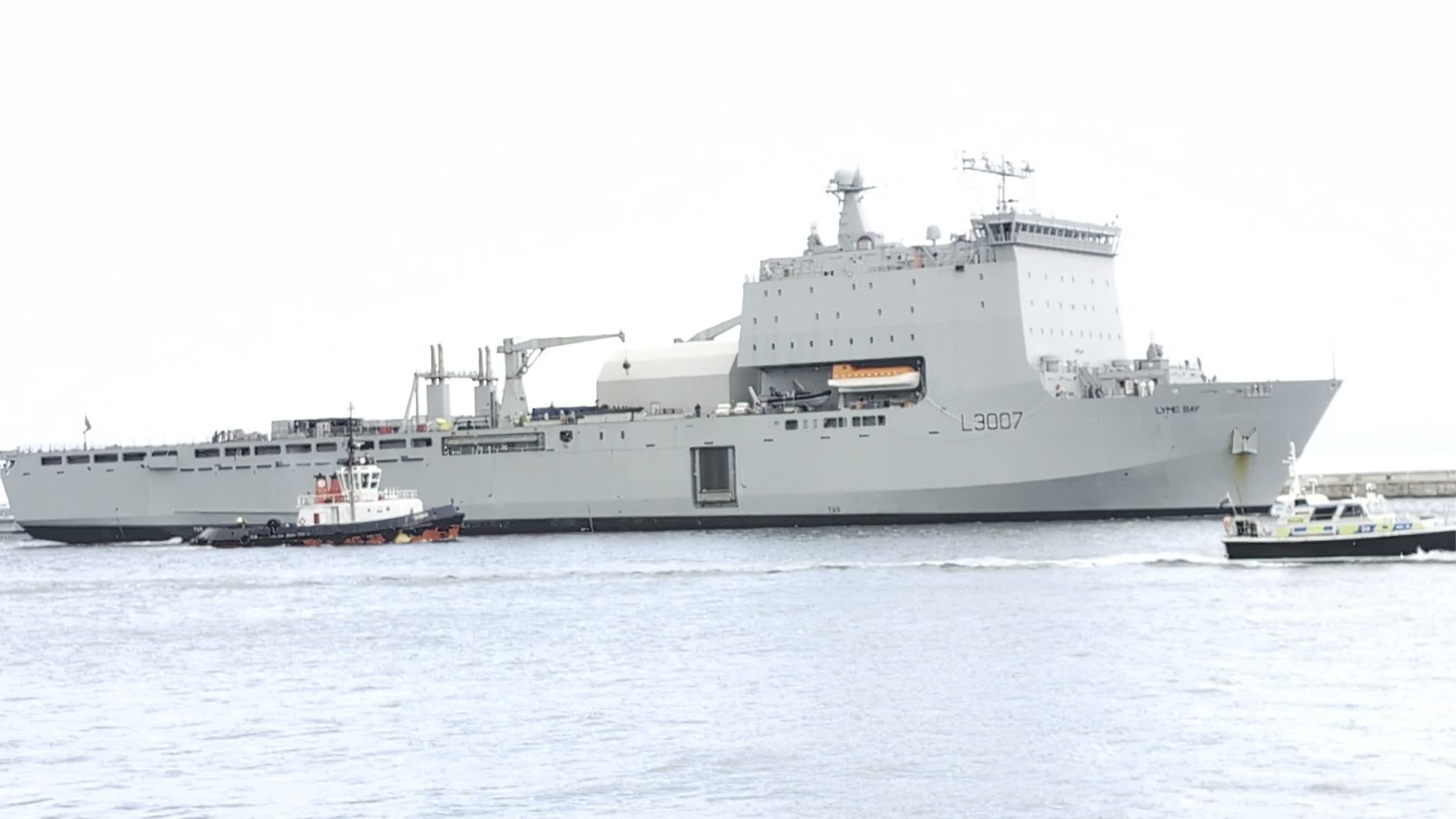 Loaded with autonomous mine-hunting systems, the Bay-class landing ship is bound for the Middle East (Picture: DM Parody)