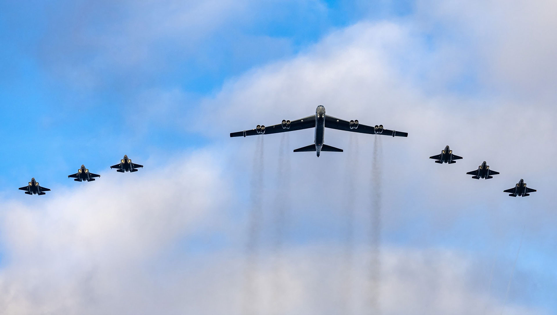 UK F-35Bs and Royal Norwegian Air Force F-35As escort a USAF B-52 on Exercise Global Thunder (Picture: Defence Operations / x.com)