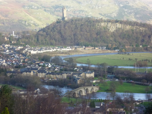 The town of Stirling with Stirling Bridge visible