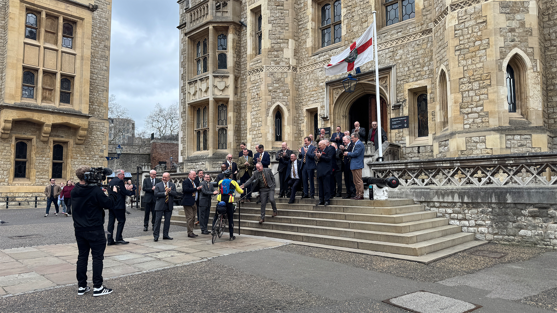Veterans from the Royal Regiment of Fusiliers gathered at the Tower of London for a wreath-laying ceremony to mark 35 years since the end of the First Gulf War