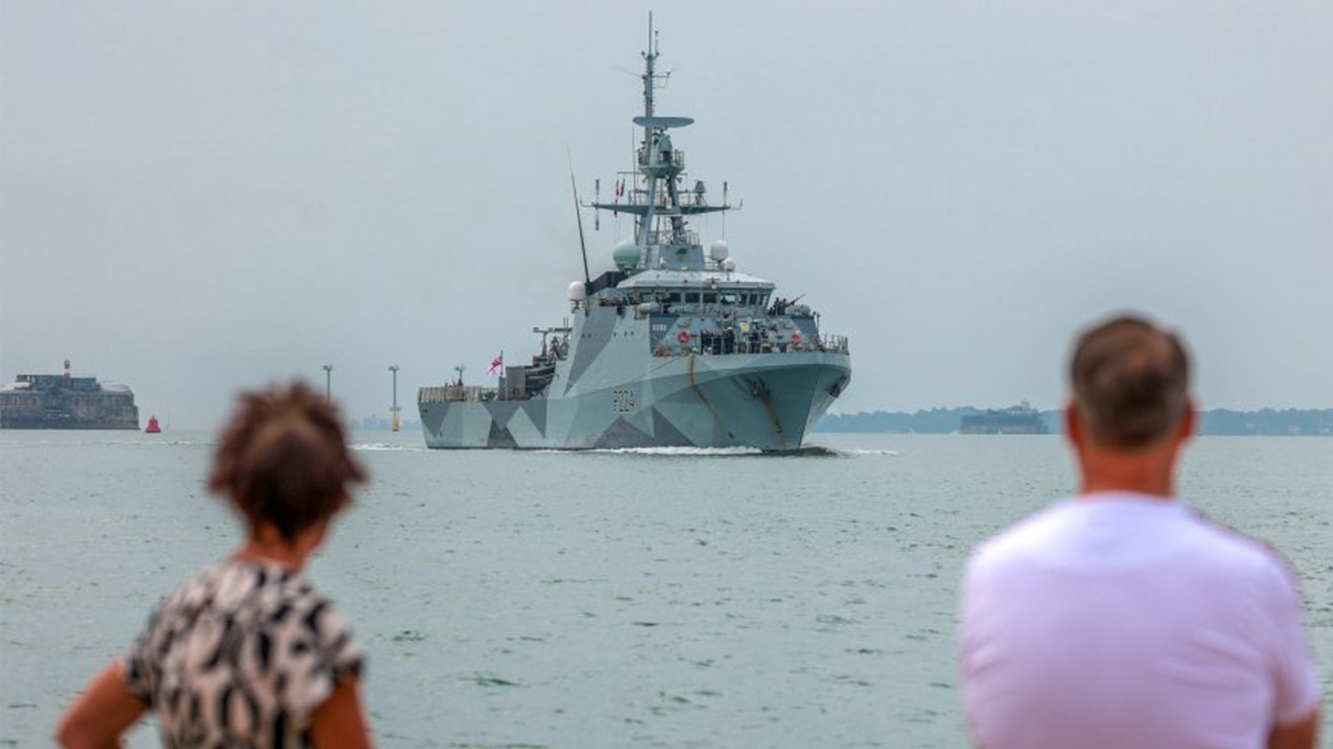 HMS Trent returns home to Portsmouth