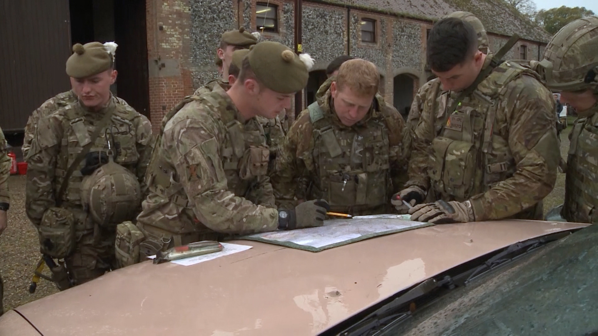 2 SCOTS DEPLOY FOR IRAQ
