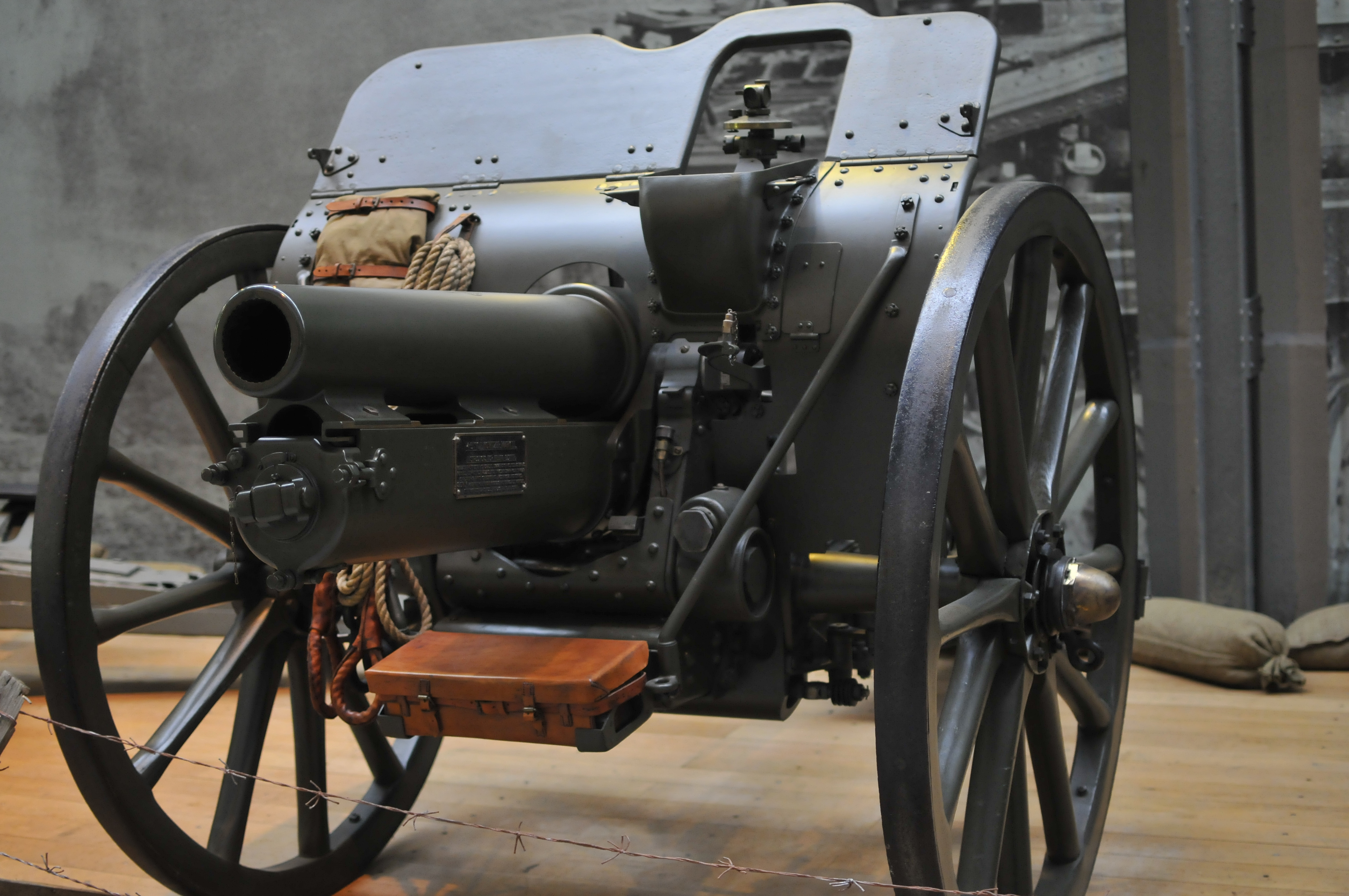 A 4.5 inch howitzer (image: Martin vmorris)