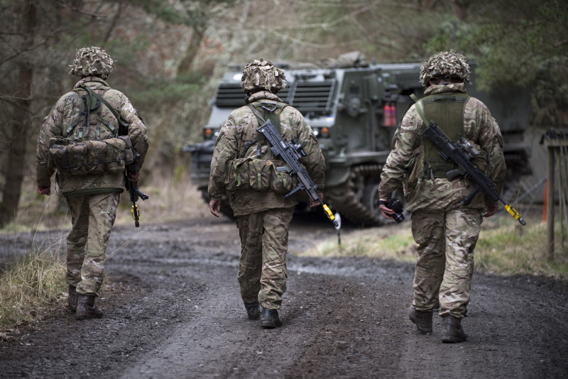 Soldiers on exercise. Credit: Sgt Si Longworth, Crown Copyright