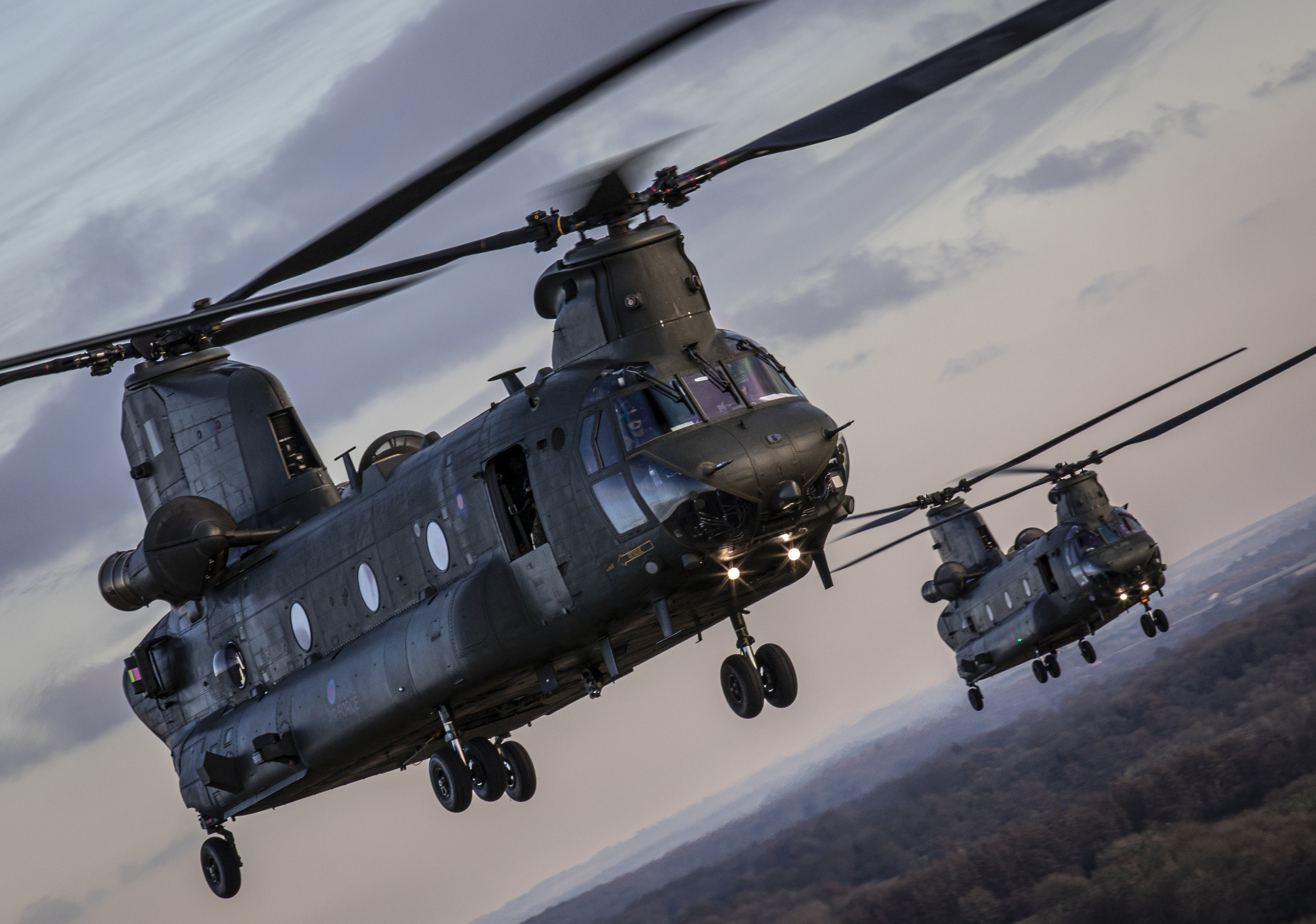 45166217 RAF Chinooks during Exercise Decisive Manoeuvre Defence Imagery