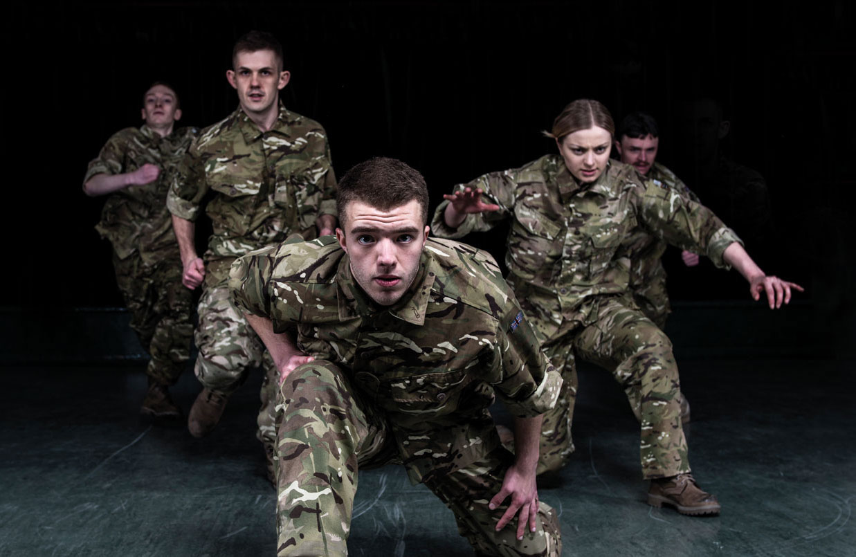 5 SOLDIERS play