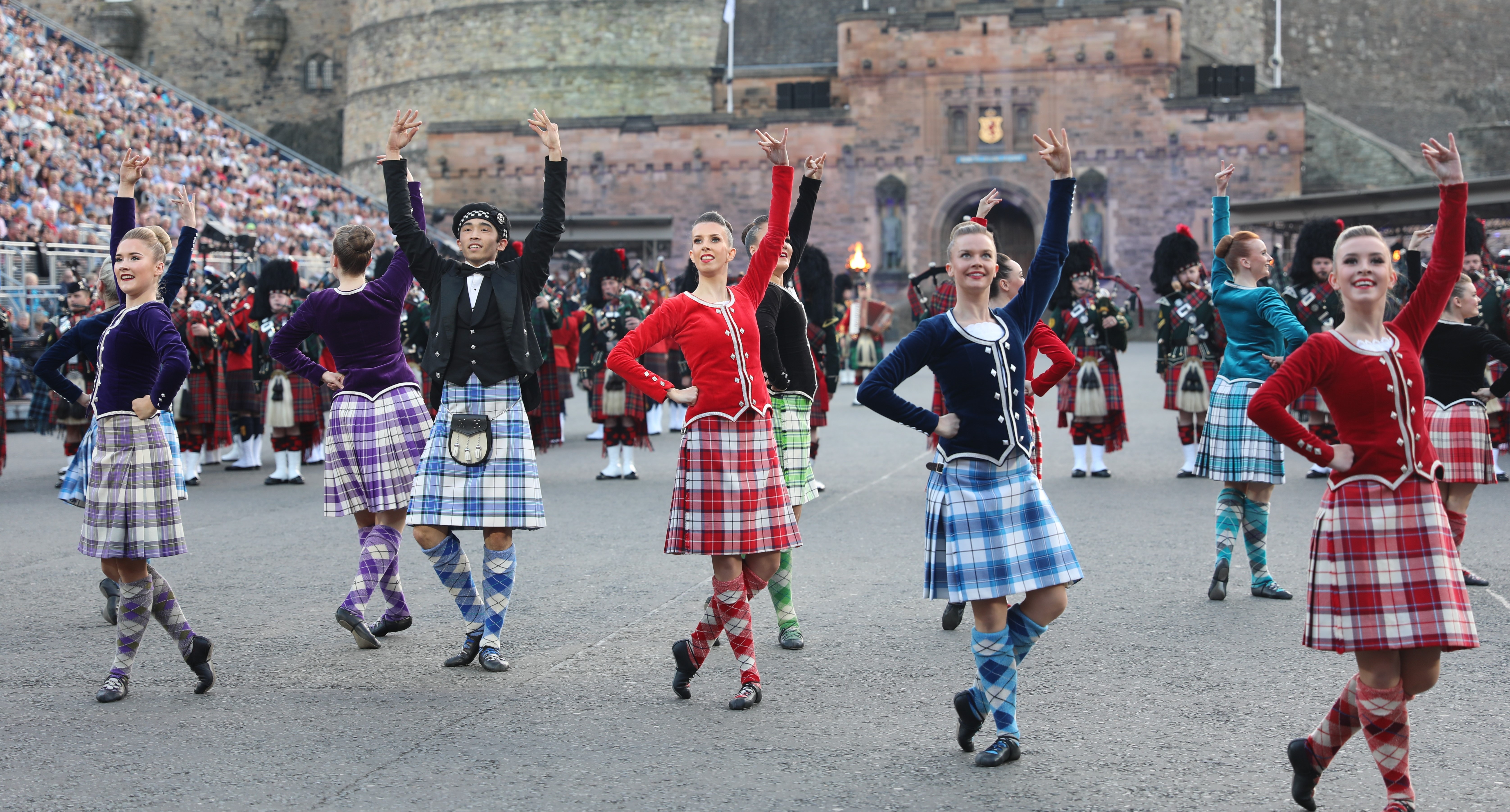 Massed Pipes And Drums Accompanied By Selected Musicians 