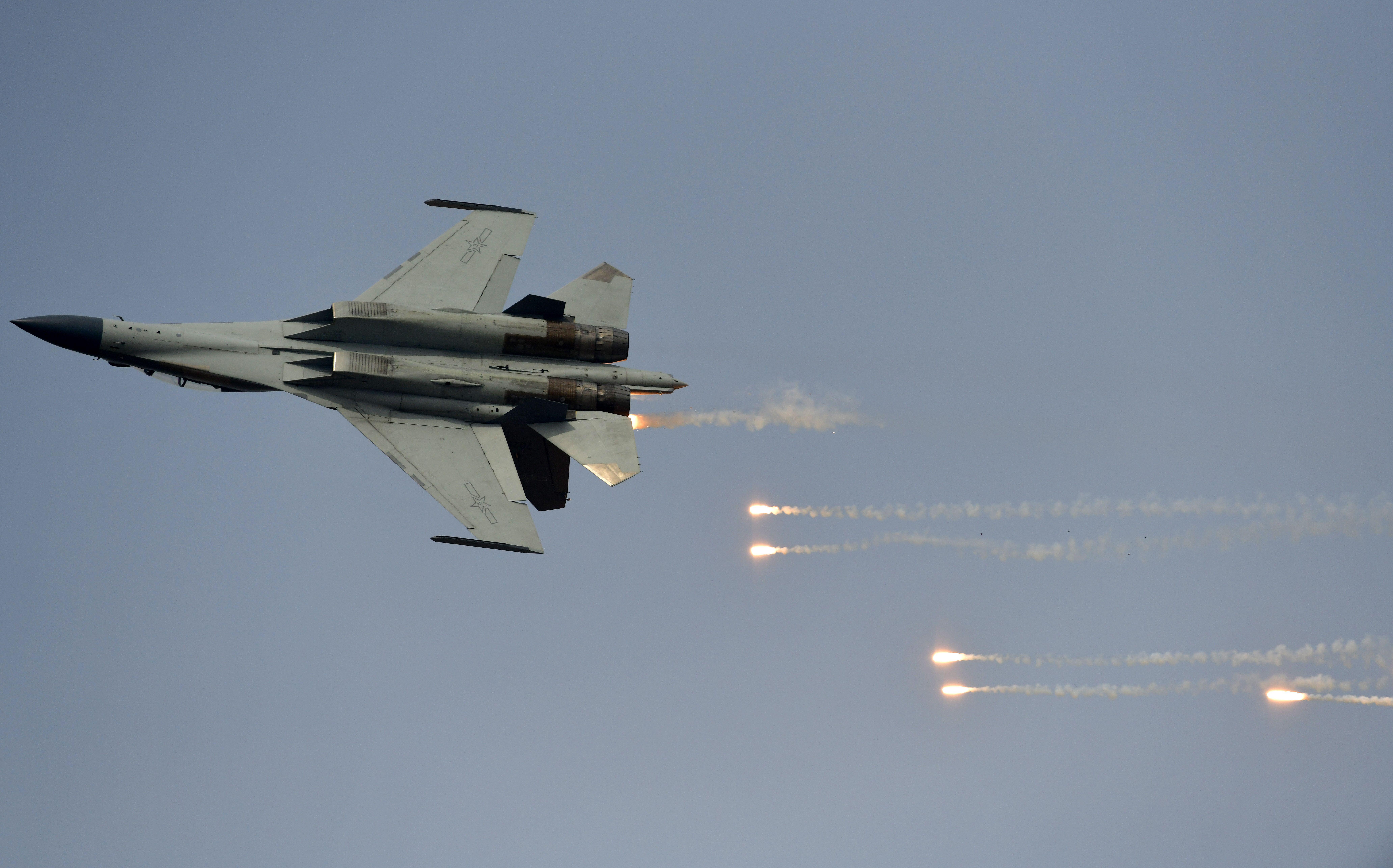 A Chinese J-16 fighter jet in October 2019 (Picture: Alamy).