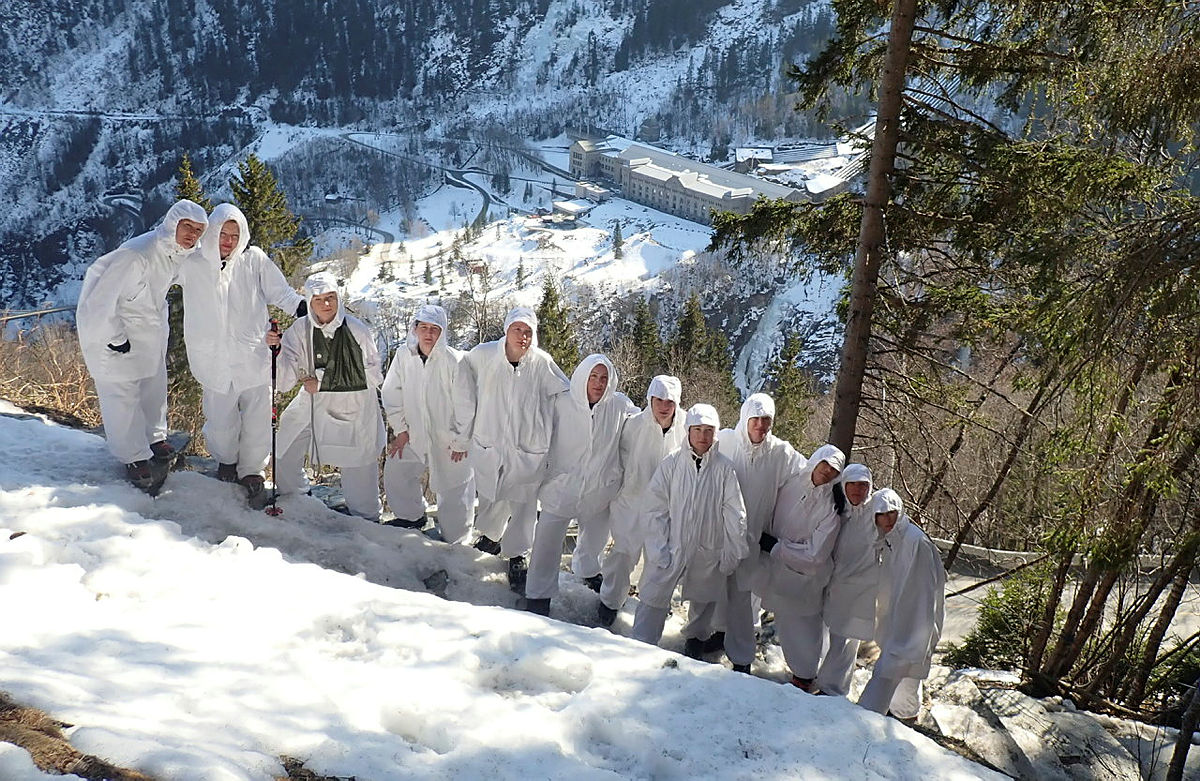 A group of 12 Military wives have become the first all-female team to recreate iconic Heroes of Telemark missin from Second World War