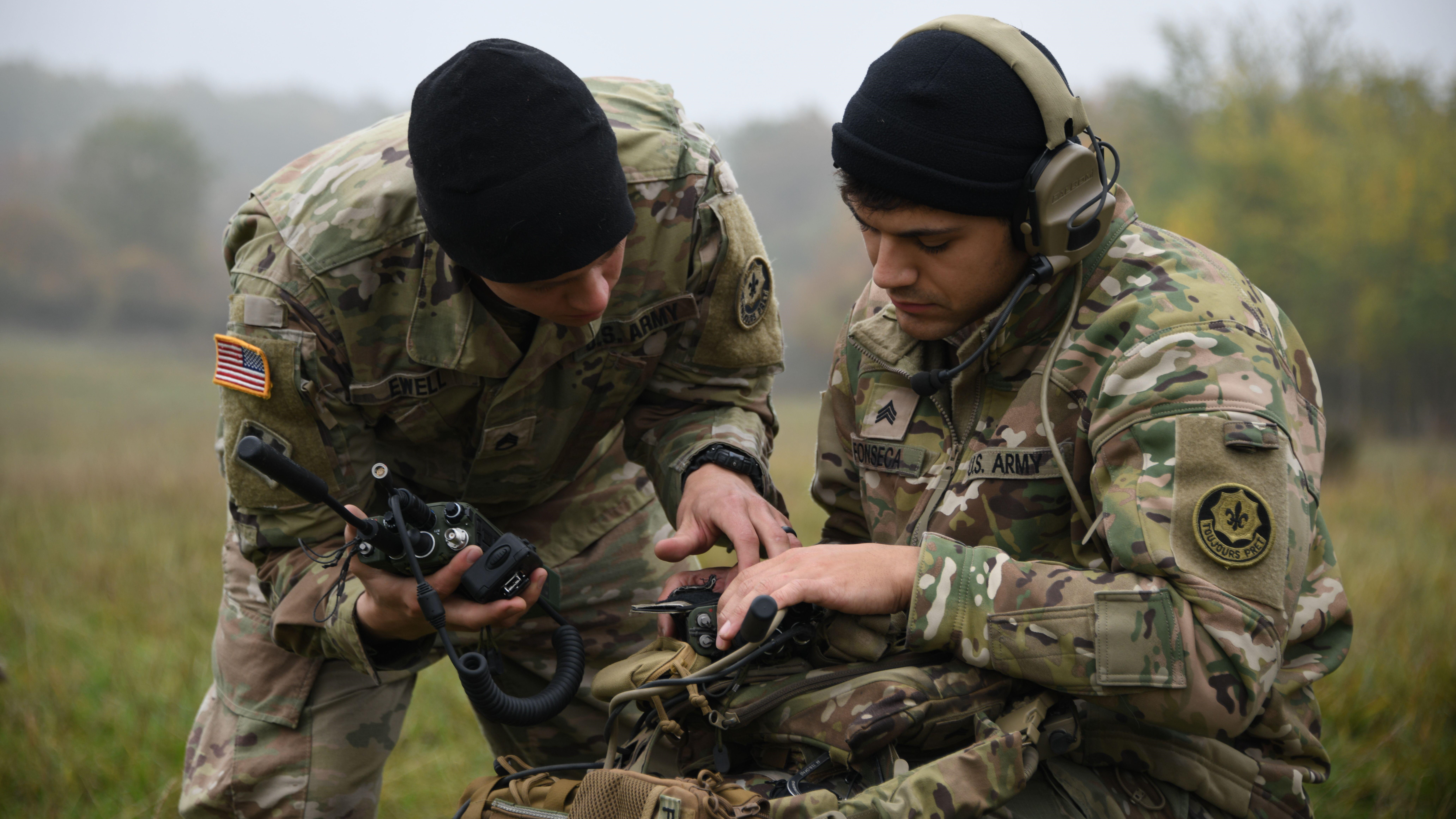 AN PRC radio US Army DATE 01122022 CREDIT Alamy .jpg