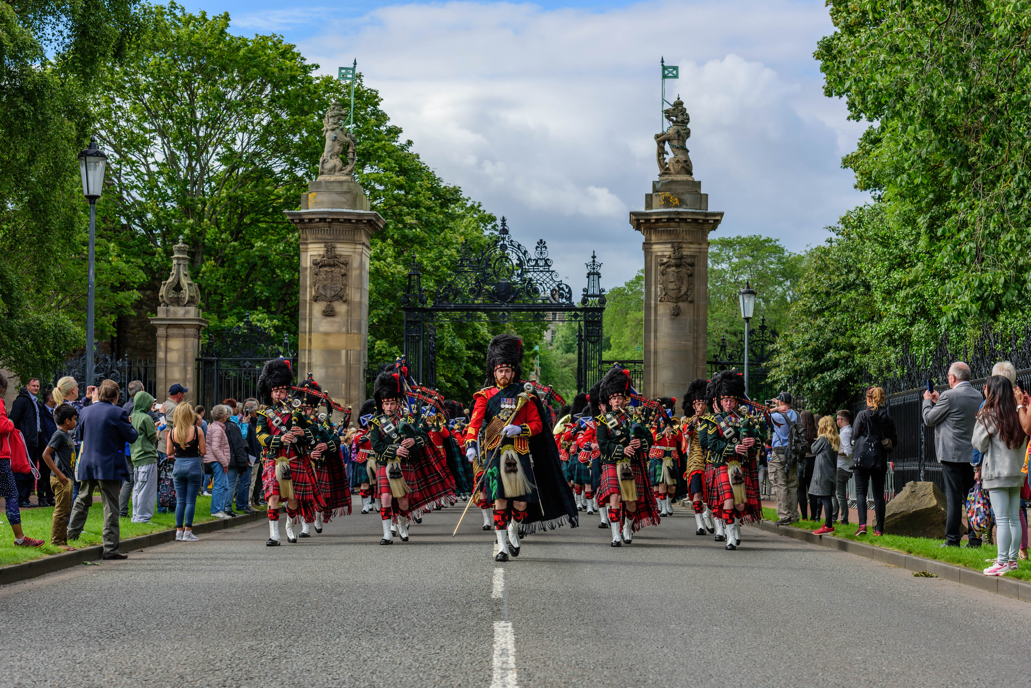 The Queen was welcomed by a Guard of Honour from Balaklava Company, 5th Battalion The Royal Regiment of Scotland.