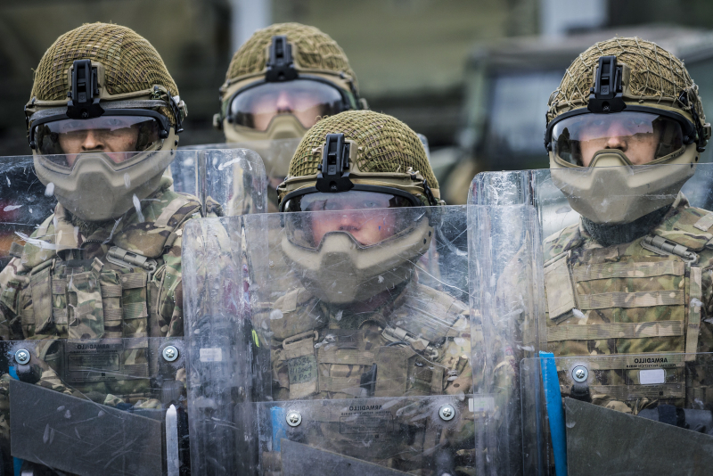 C Company, 3rd Battalion The Parachute Regiment, undertaking crowd control drills in the Roman town of Colchester.