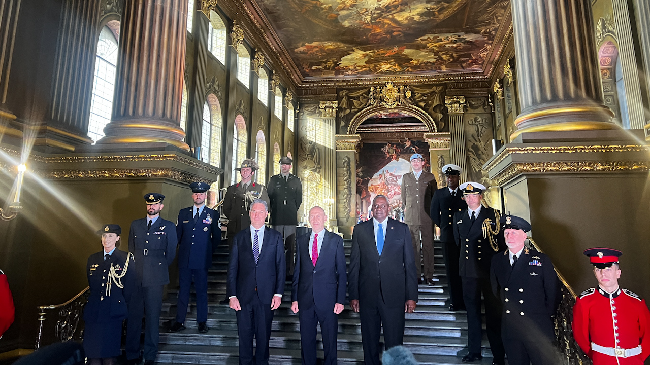 The United States’ Secretary of State for Defence, Mr Lloyd Austin, and the Australian Defence Minister and Deputy Prime Minister, the Honourable Richard Marles MP, received a joint ceremonial welcome to the UK today