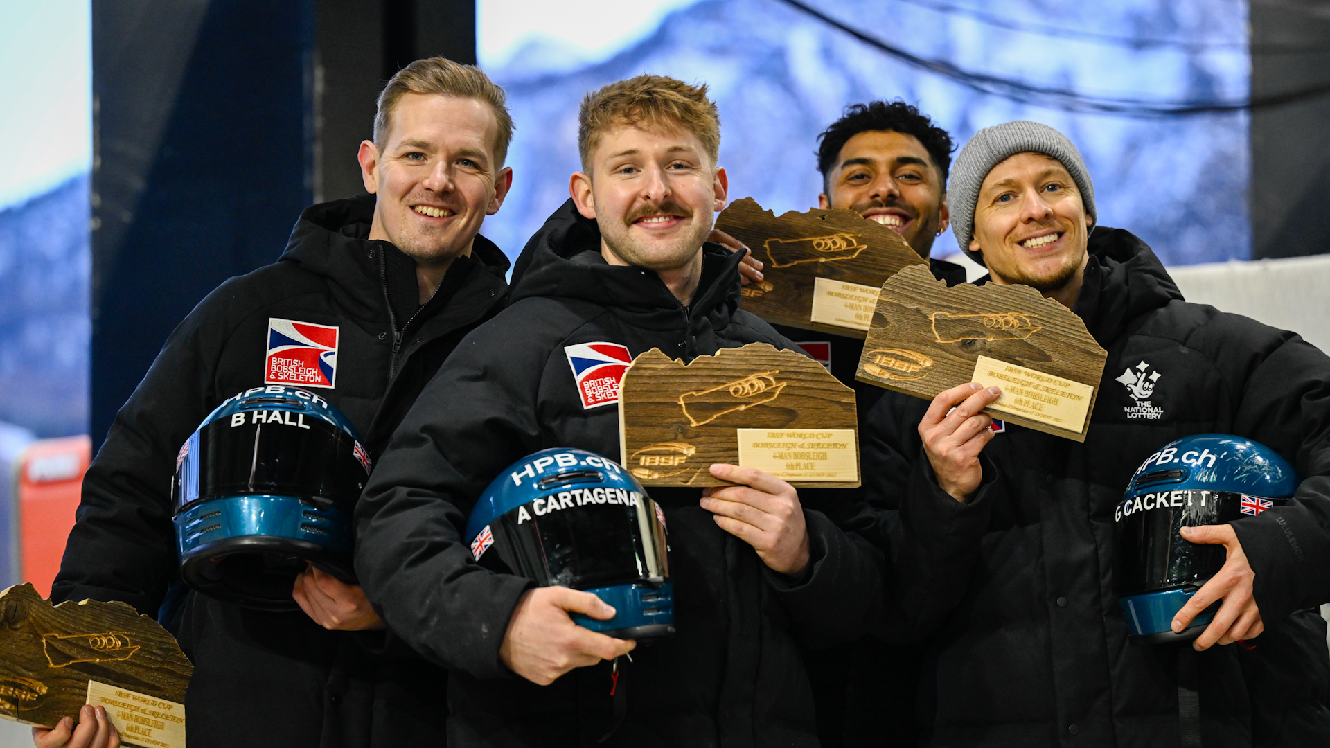 Alex Cartagena with the 4-man bobsleigh team in Cortina CREDIT IBSF DATE 23112025_0.jpg