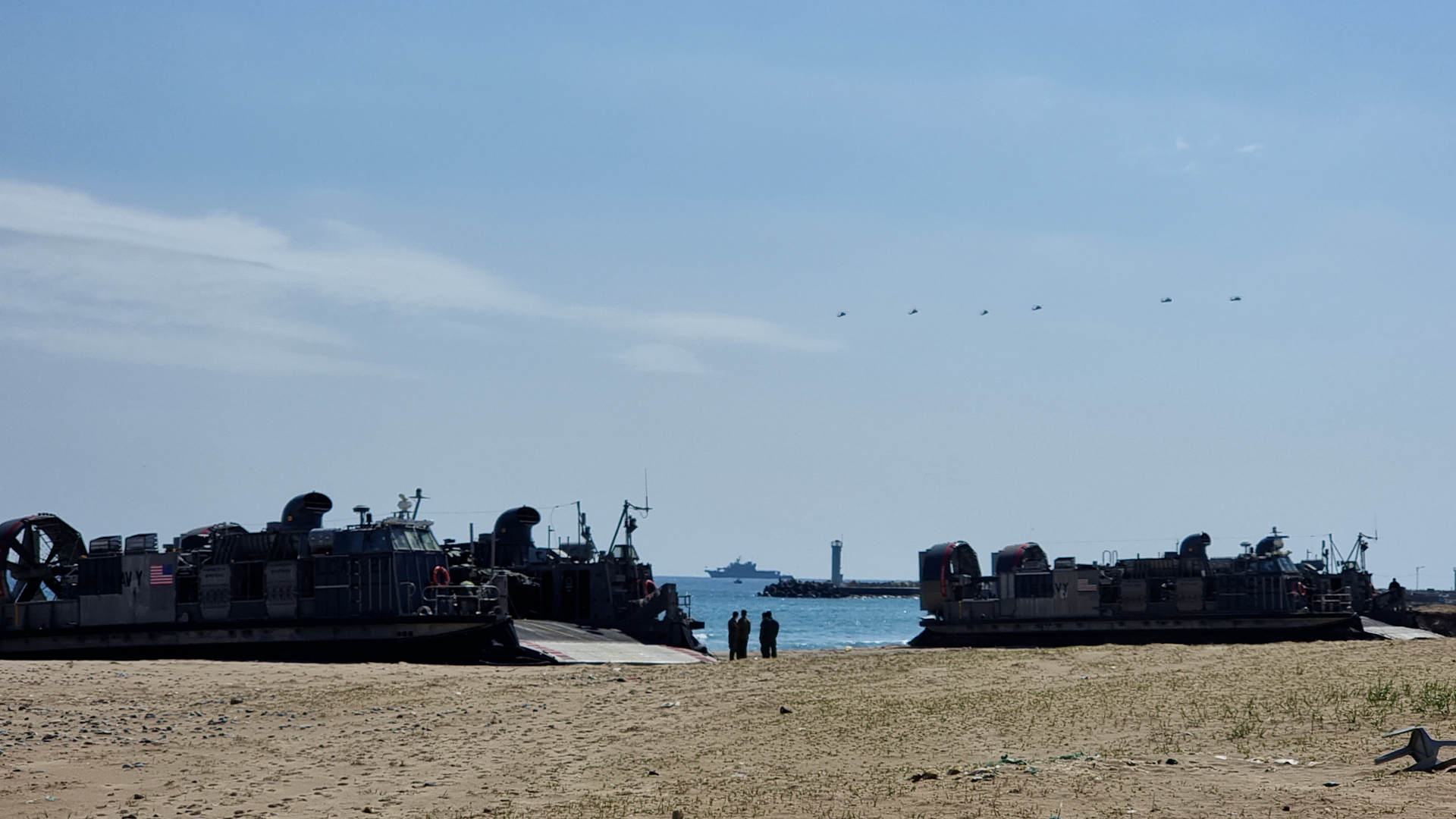 Royal Marines took part in amphibious landings drills, as well as crisis response, disaster relief, and coastal defence training (Picture: Royal Navy).