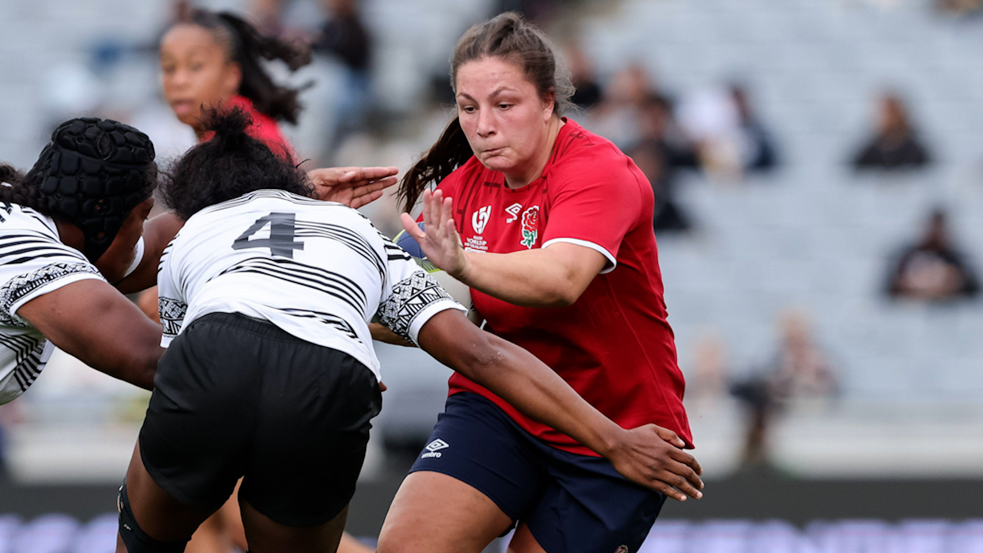 Amy Cokayne tackled during the Women's Rugby World Cup match v Fiji 08102022 CREDIT News Images LTD,Alamy Stock Photo