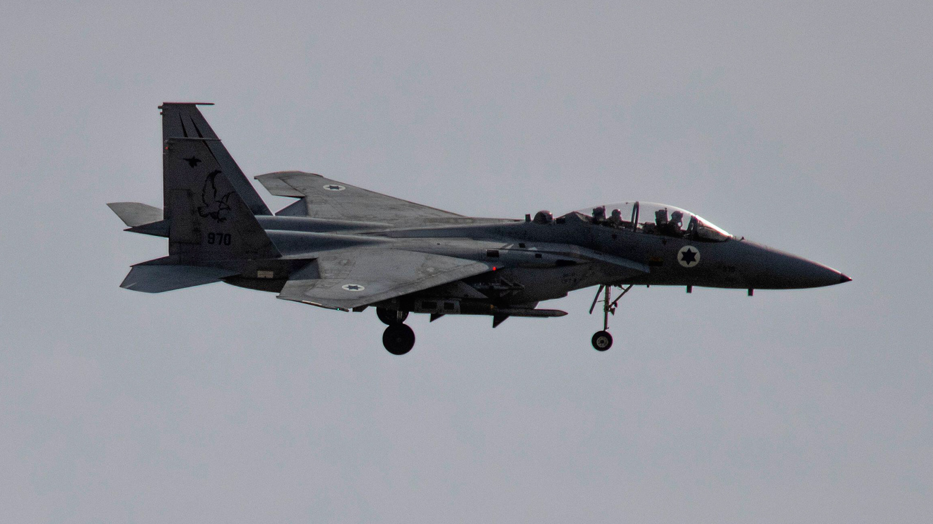 An Israeli Air Force F-15 Strike Eagle on maneuver in southern Israel 060424 CREDIT UPI Alamy Live News