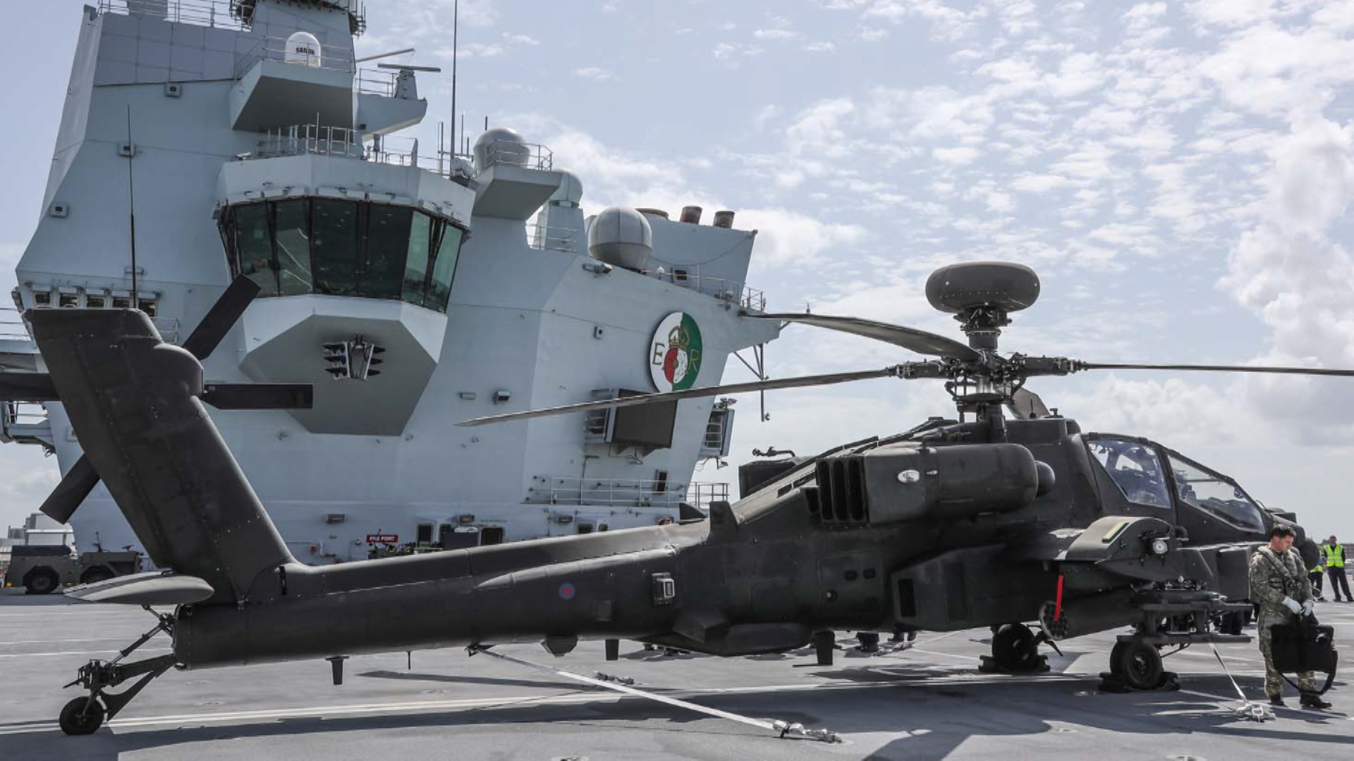Apache gunship onboard HMS Queen Elizabeth (Picture: Royal Navy).
